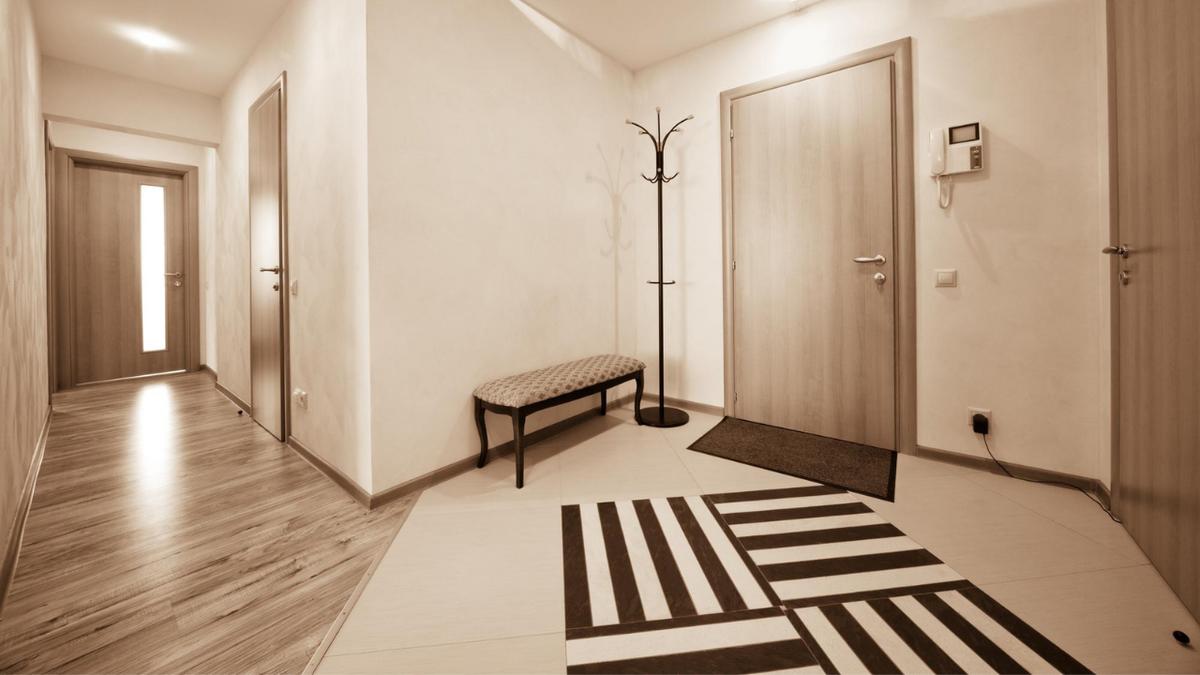 Hallway runner rug in a modern home
