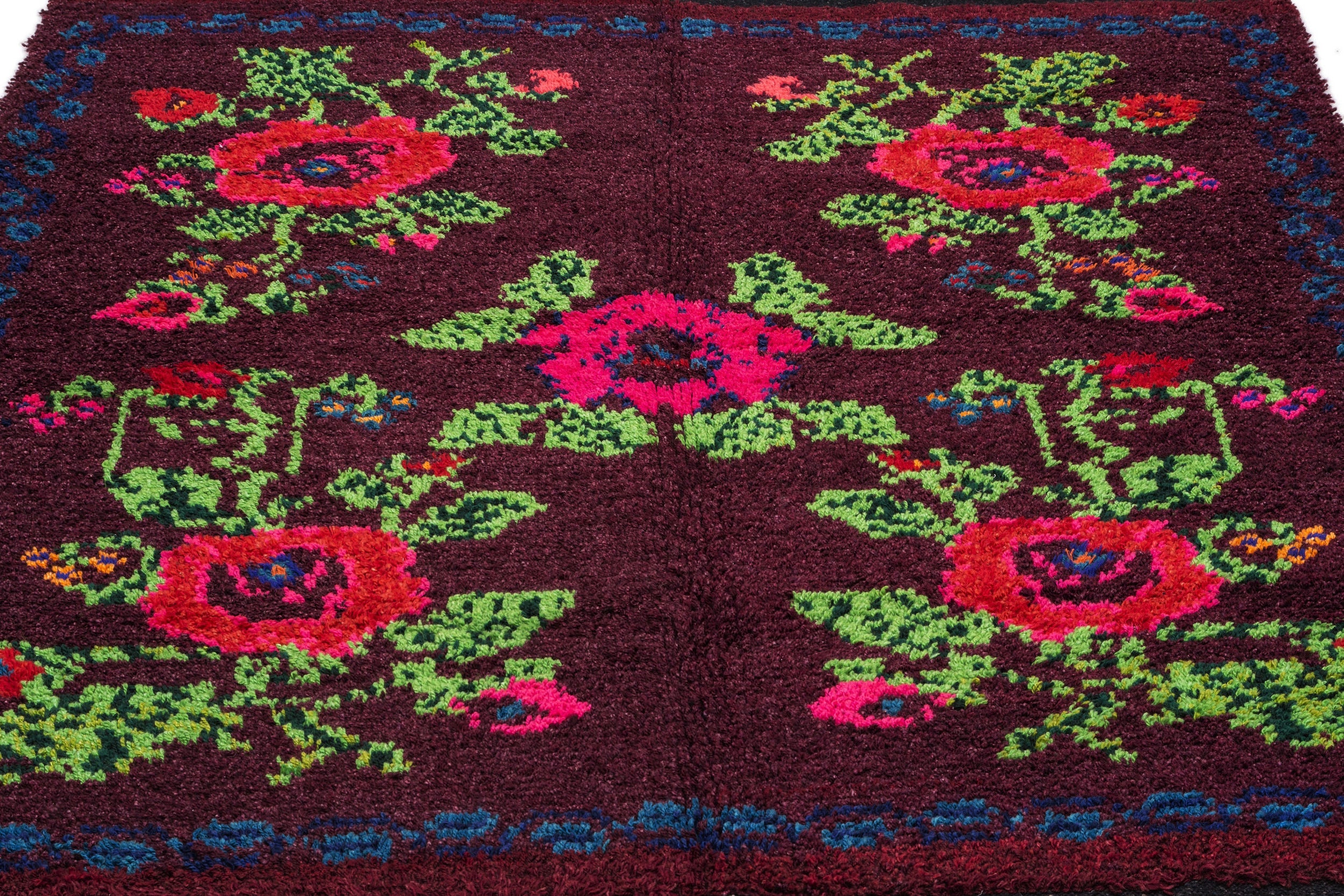 Girit Purple Floral Wool Handmade Area Rug 5'3" x 6'3"