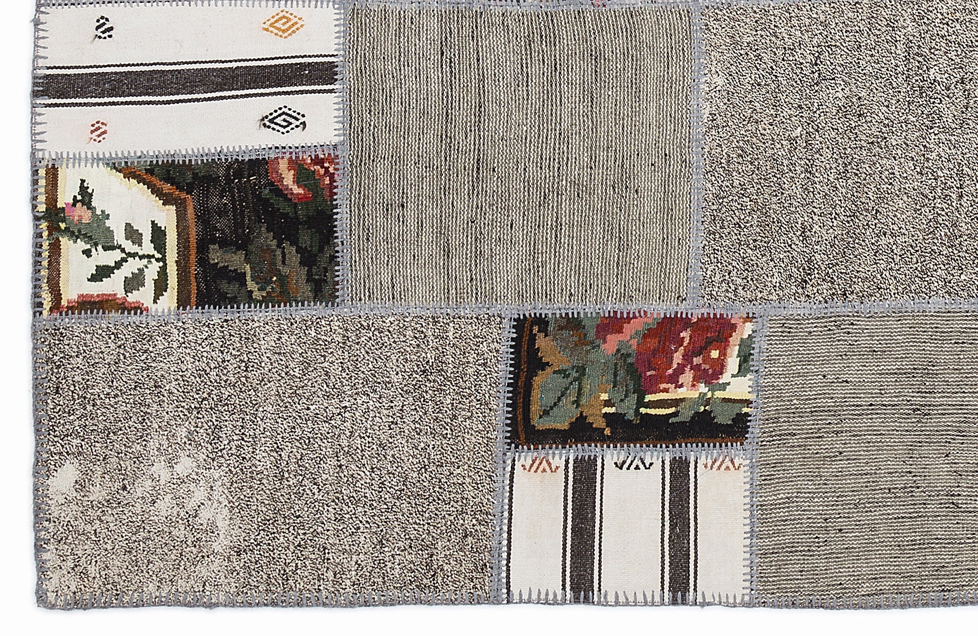 Teselya 1015 White Floral Wool Handmade Area Rug 5'3" x 7'7"