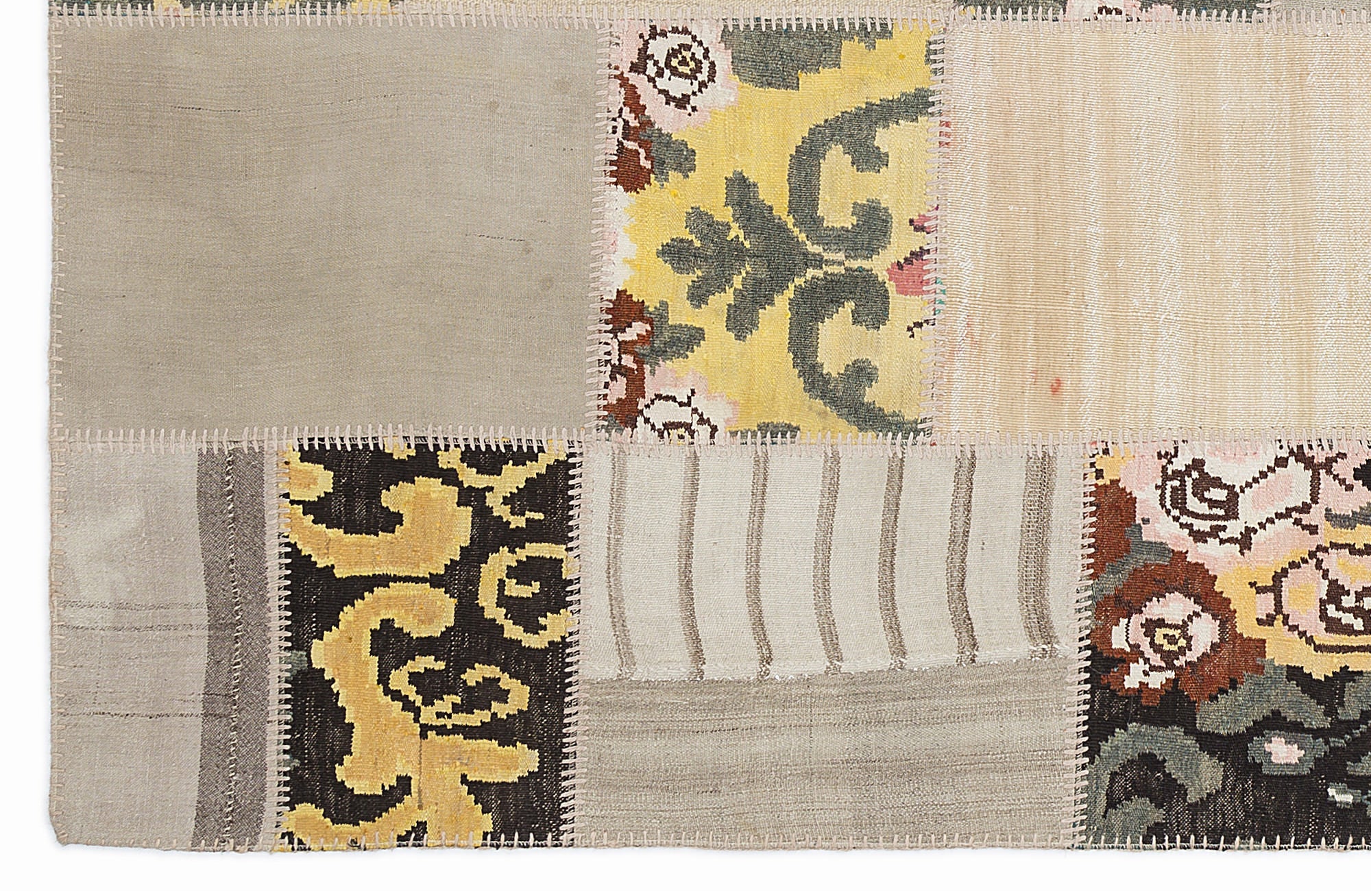 Teselya 1102 Beige Floral Wool Handmade Area Rug 5'3" x 7'7"