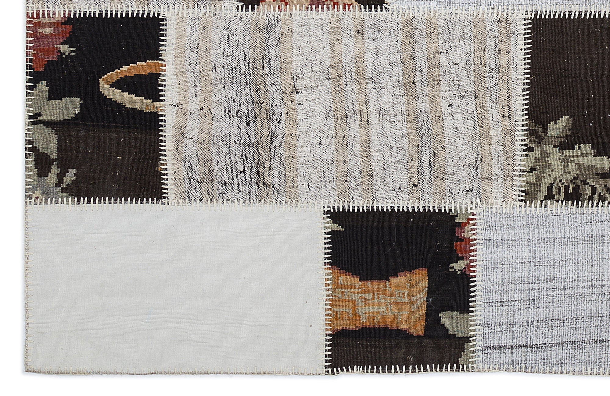 Teselya 1217 White Floral Wool Handmade Area Rug 5'3" x 7'7"