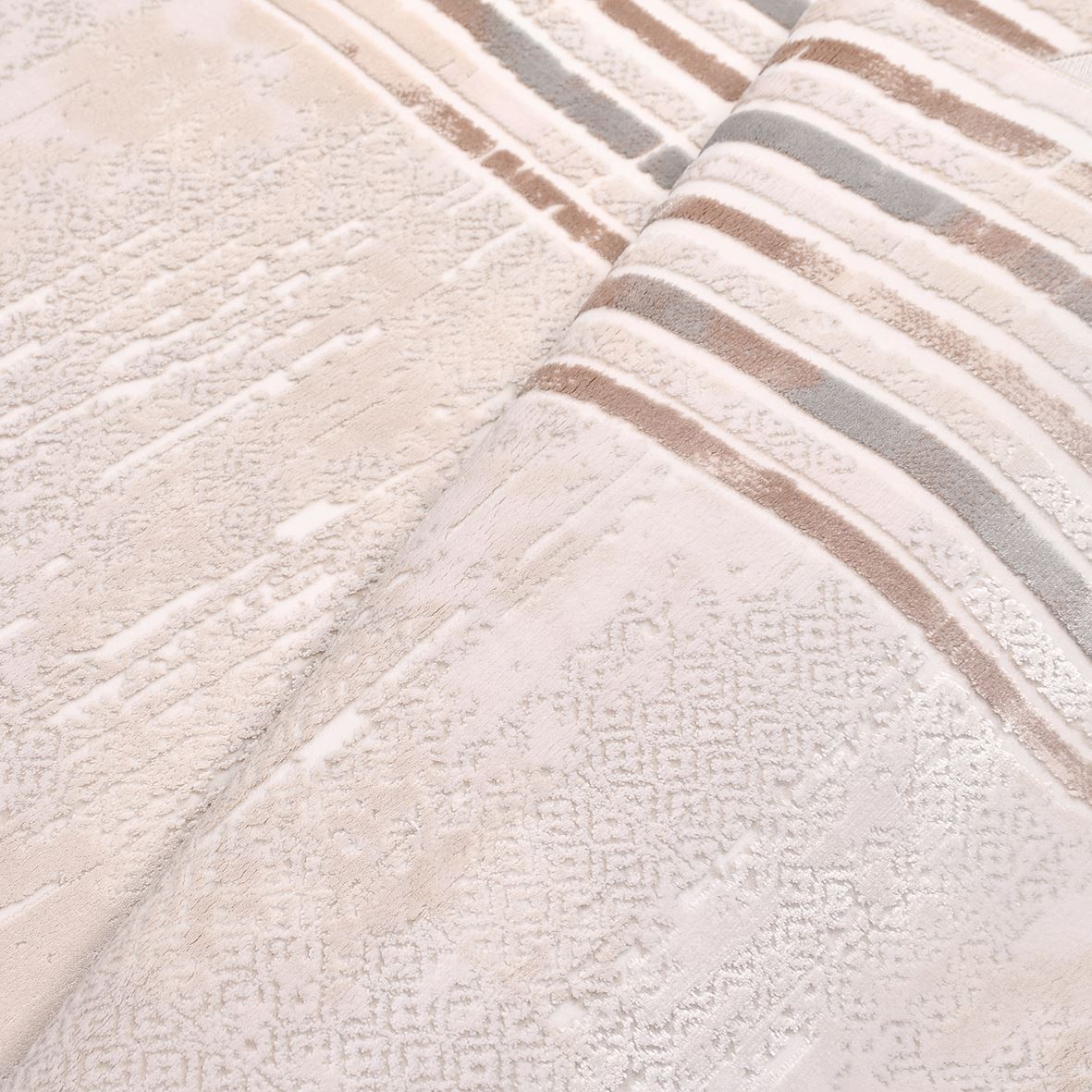 Cream Area Rug – Machine Made Polyester Frame Rug | Durable, Easy Clean