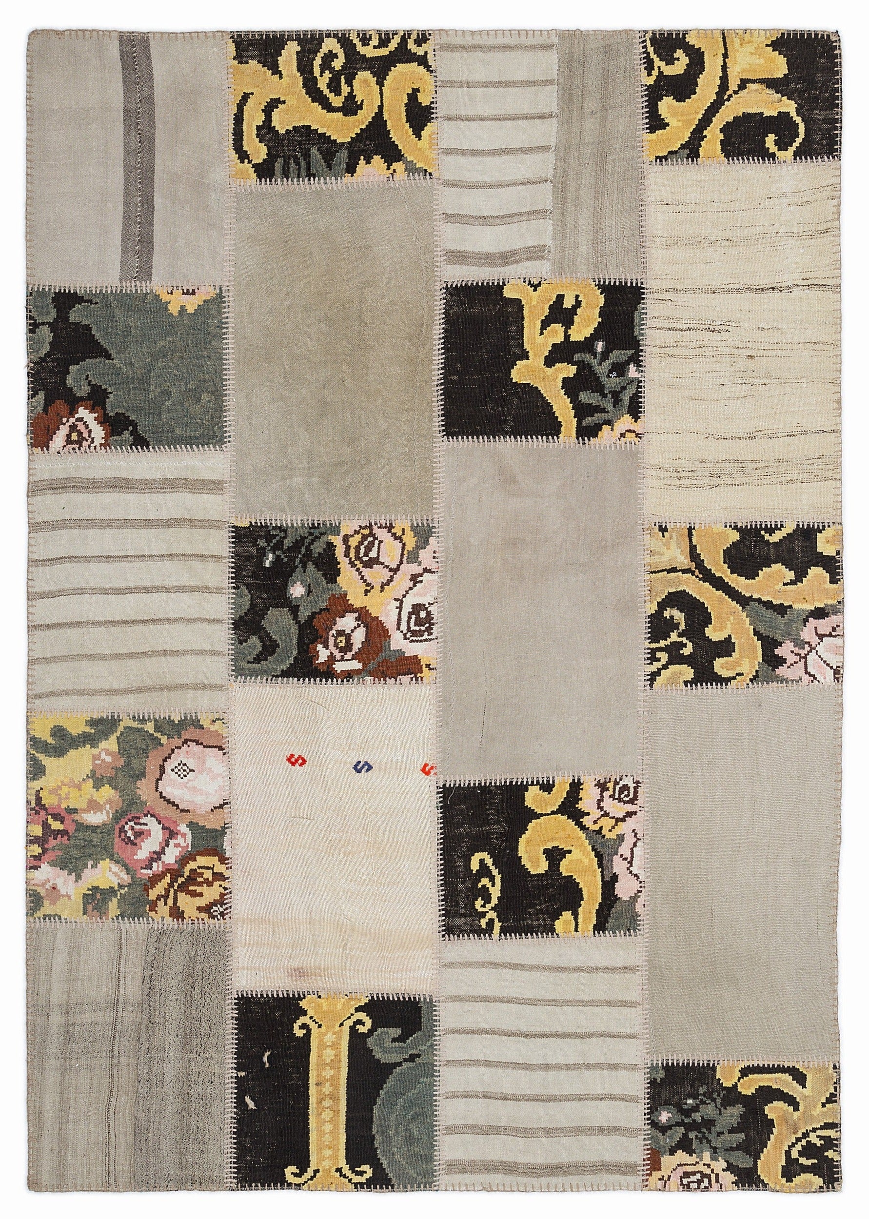 Teselya 1247 Beige Floral Wool Handmade Area Rug 5'3" x 7'7"