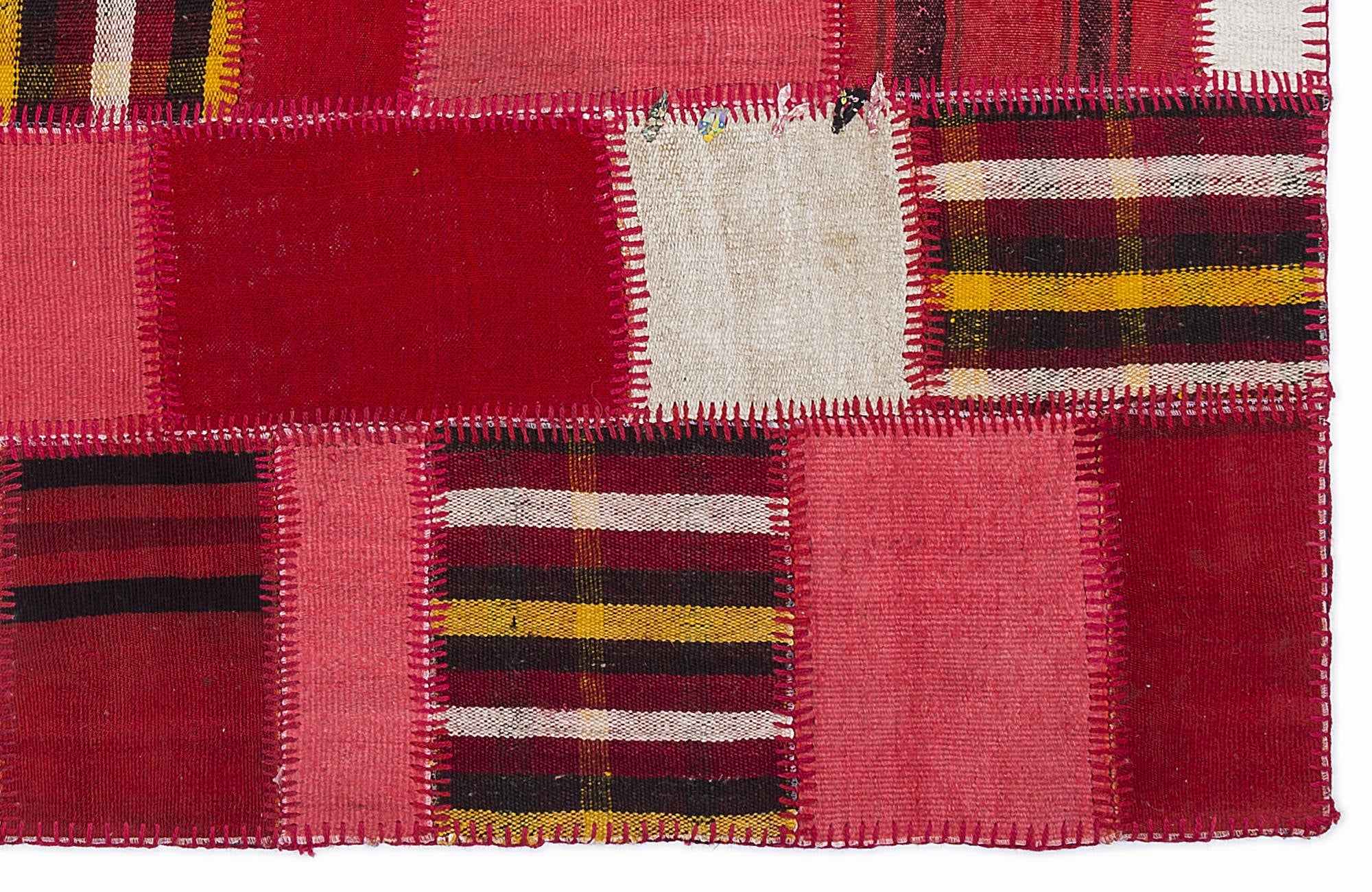 Teselya 1303 Pink Patchwork Wool Handmade Area Rug 5'3" x 7'7"