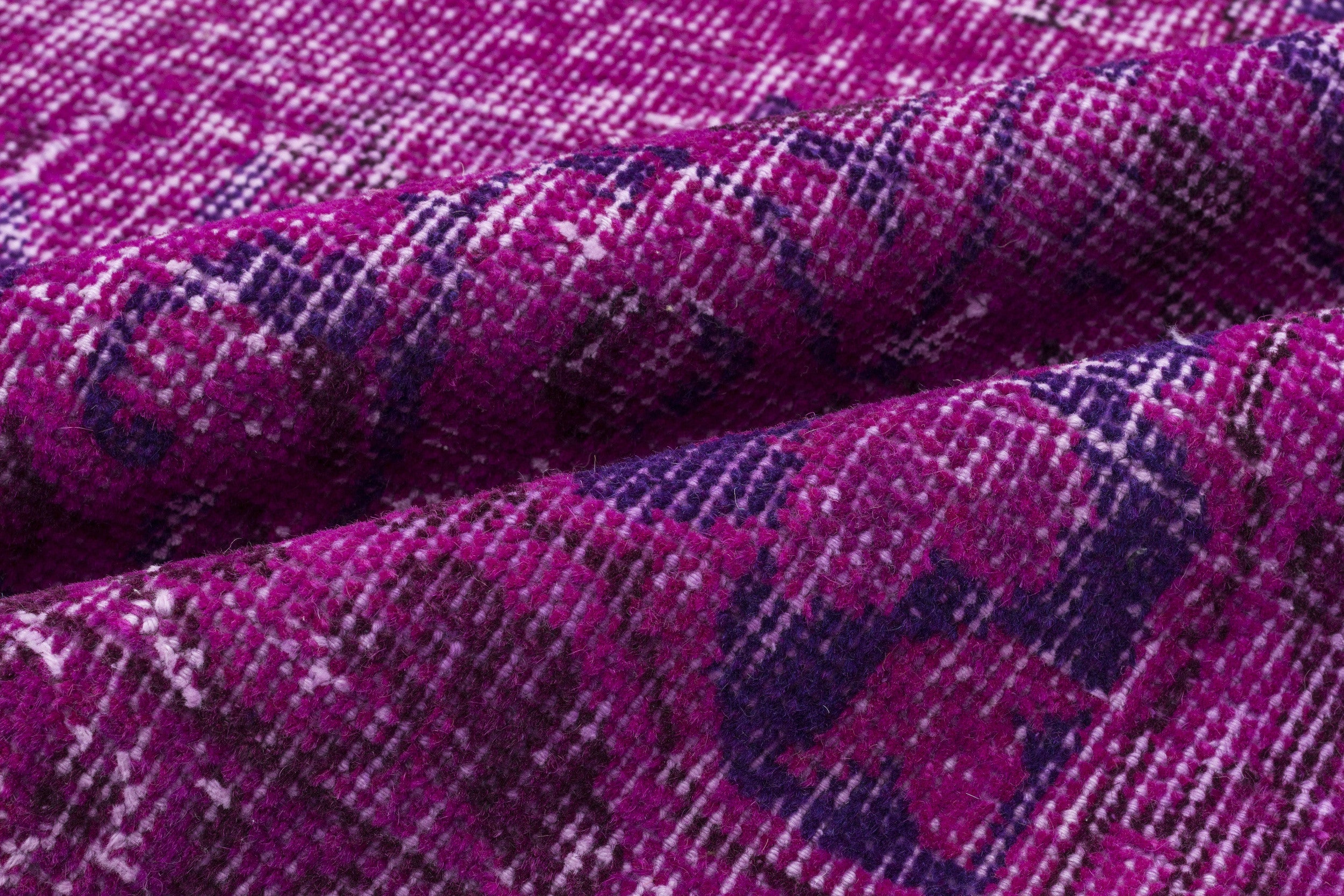 Atina Pink Vintage Wool Handmade Area Rug 5'5" x 8'11"