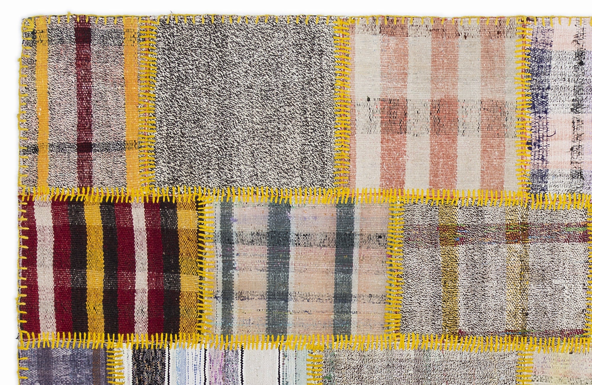 Teselya Burgundy Patchwork Wool Handmade Area Rug 5'3" x 7'7"
