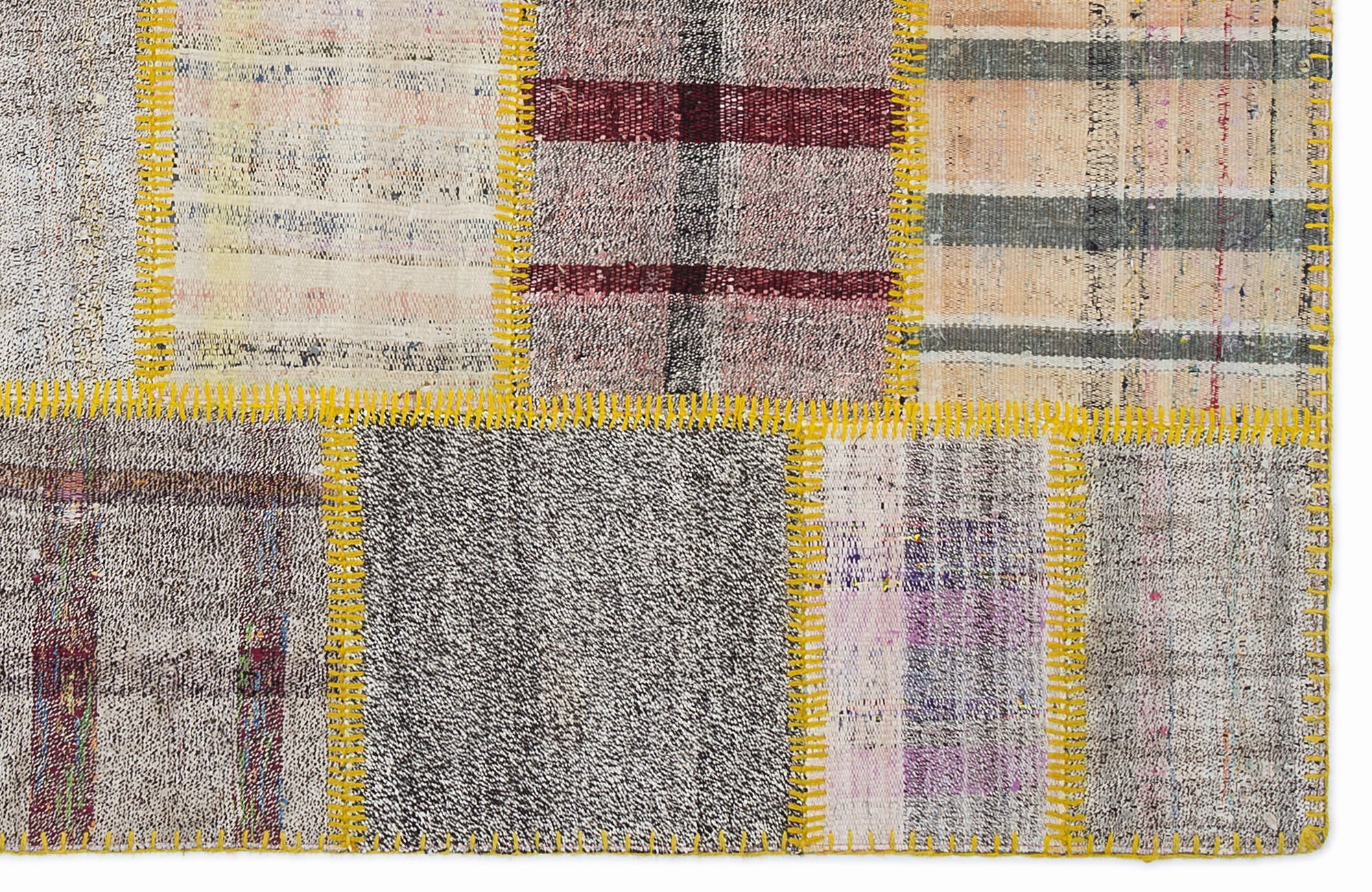 Teselya Burgundy Patchwork Wool Handmade Area Rug 5'3" x 7'7"