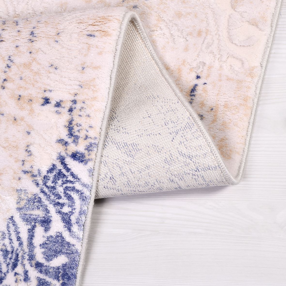 Modern Bamboo Area Rug – Machine Made Cream Rug with Overlocked Edge