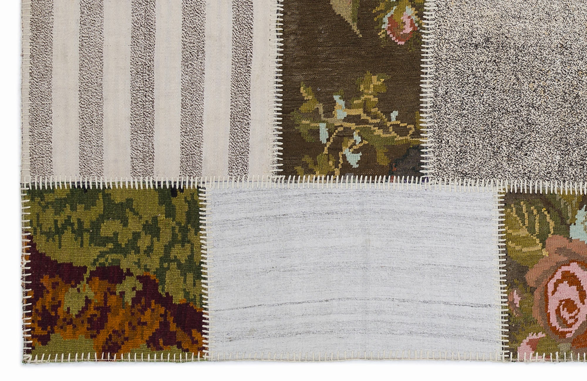 Teselya 1371 Beige Floral Wool Handmade Area Rug 5'3" x 7'7"