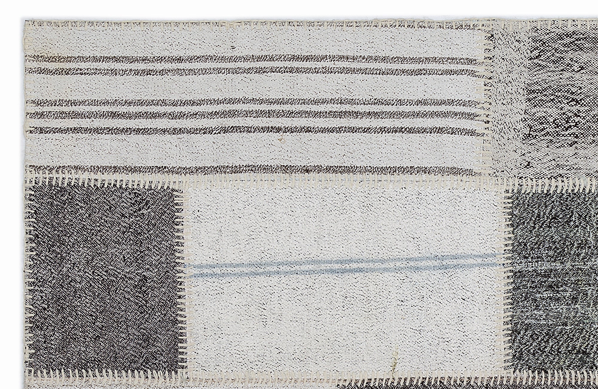 Teselya Grey Striped Wool Handmade Area Rug 3'11" x 5'8"