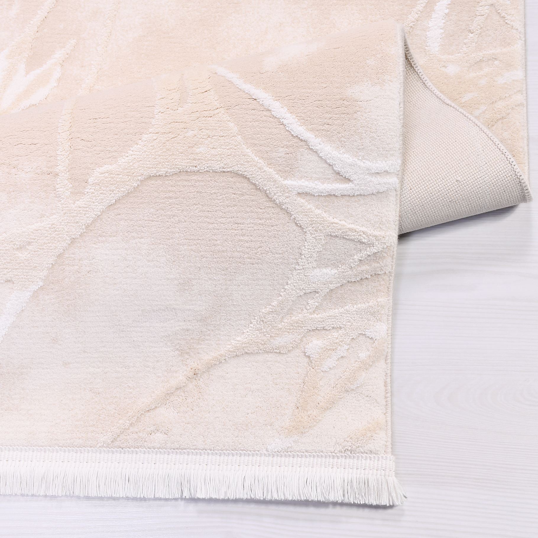 Modern Bamboo Area Rug – Machine Made Cream Viscose Rug with Overlocked Edge