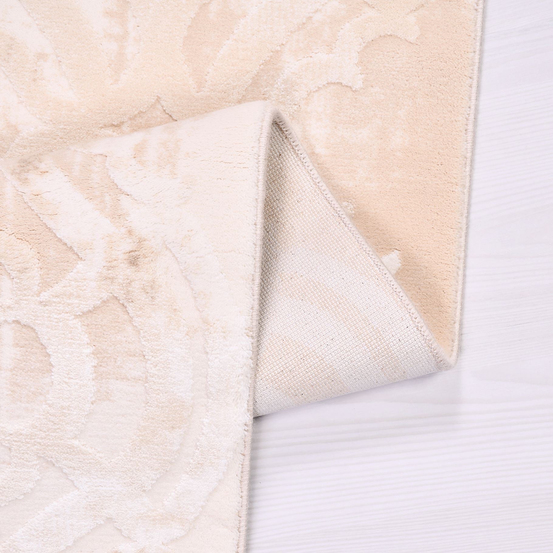 Bamboo Viscose Area Rug – Machine Made Geometric Cream Rug with 11mm Pile Height