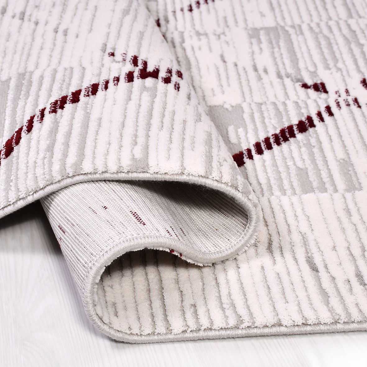 Bamboo Viscose Area Rug – Machine Made Geometric Cream Rug for Living Room