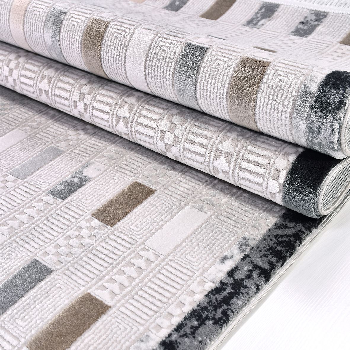 Cream Geometric Area Rug - Machine Made Rug with Acrylic Yarn & Overlocked Edge