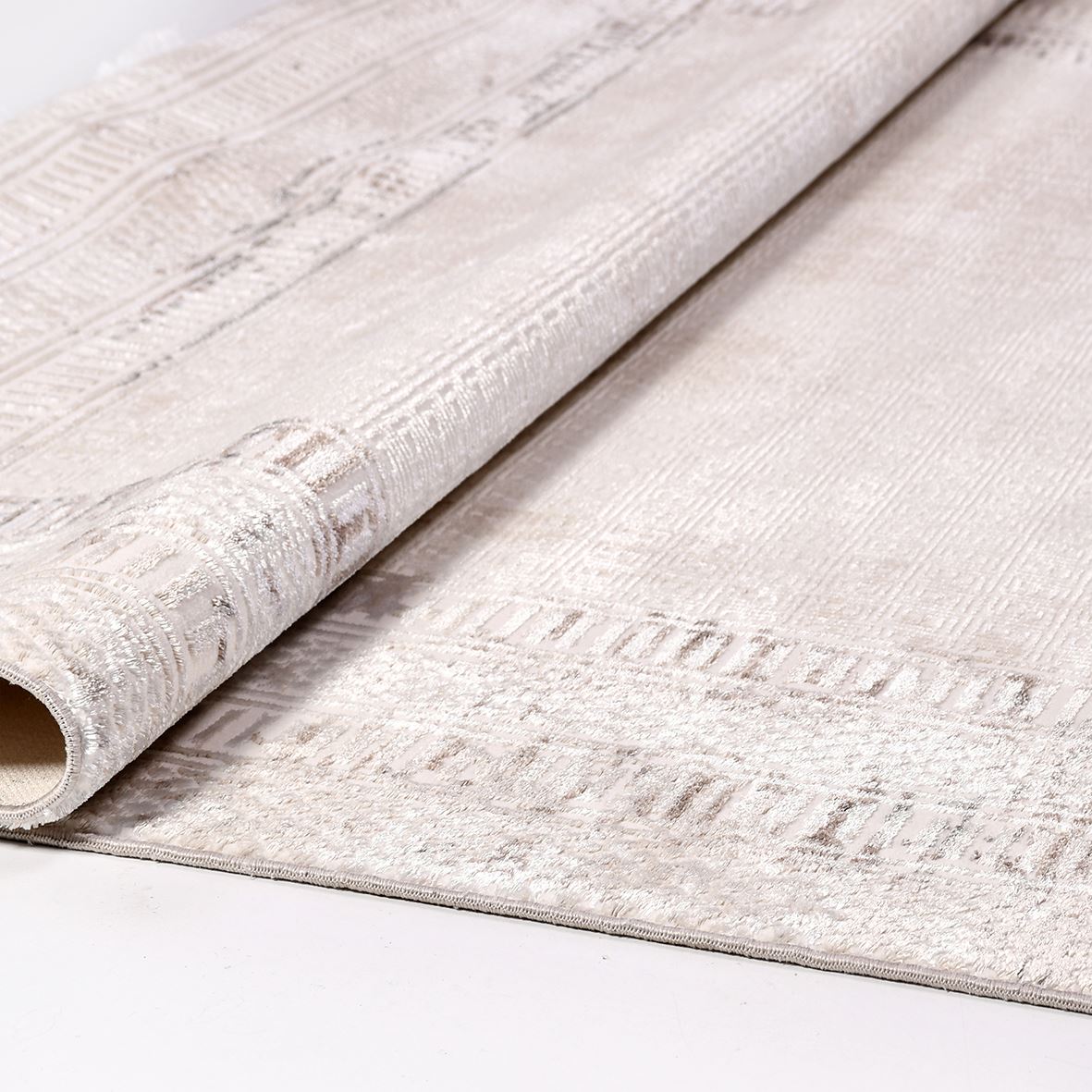 Cream Area Rug - Machine Made Rug With Frame Design | 6mm Pile Polyester Carpet