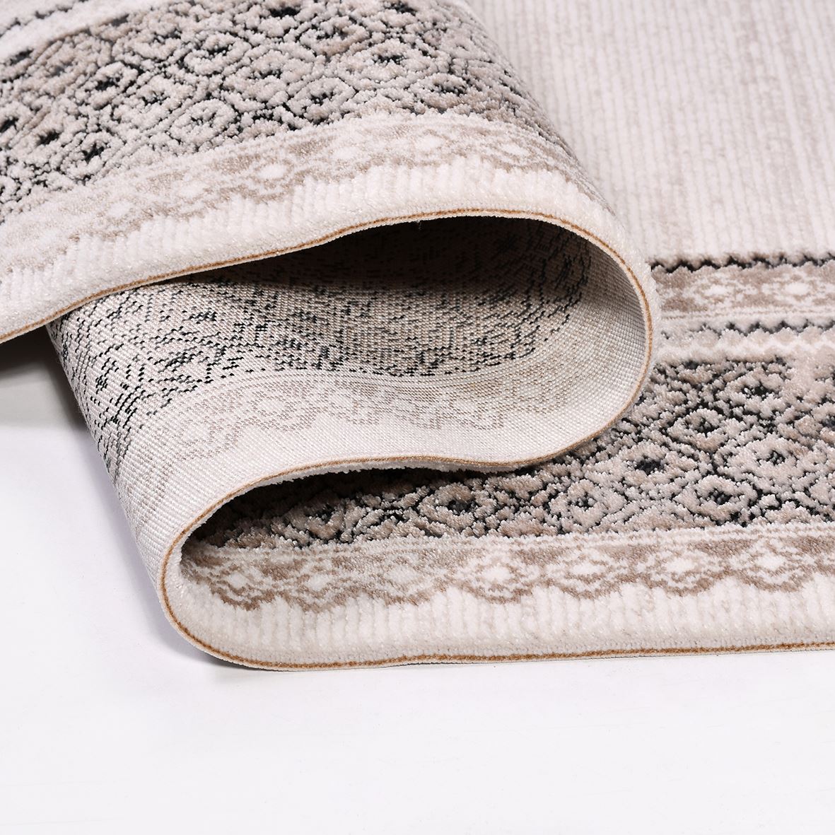 Machine Made Area Rug – Cream Frame Design Rug With Laser Cut Edges
