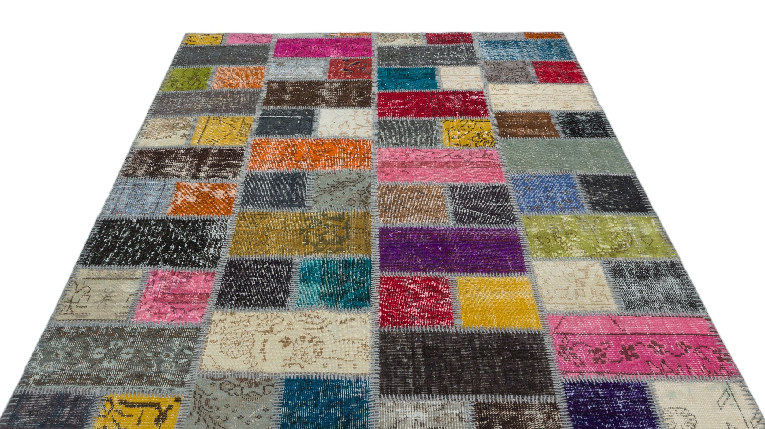 Iskece Beige Patchwork Wool Handmade Area Rug 5'5" x 8'5"