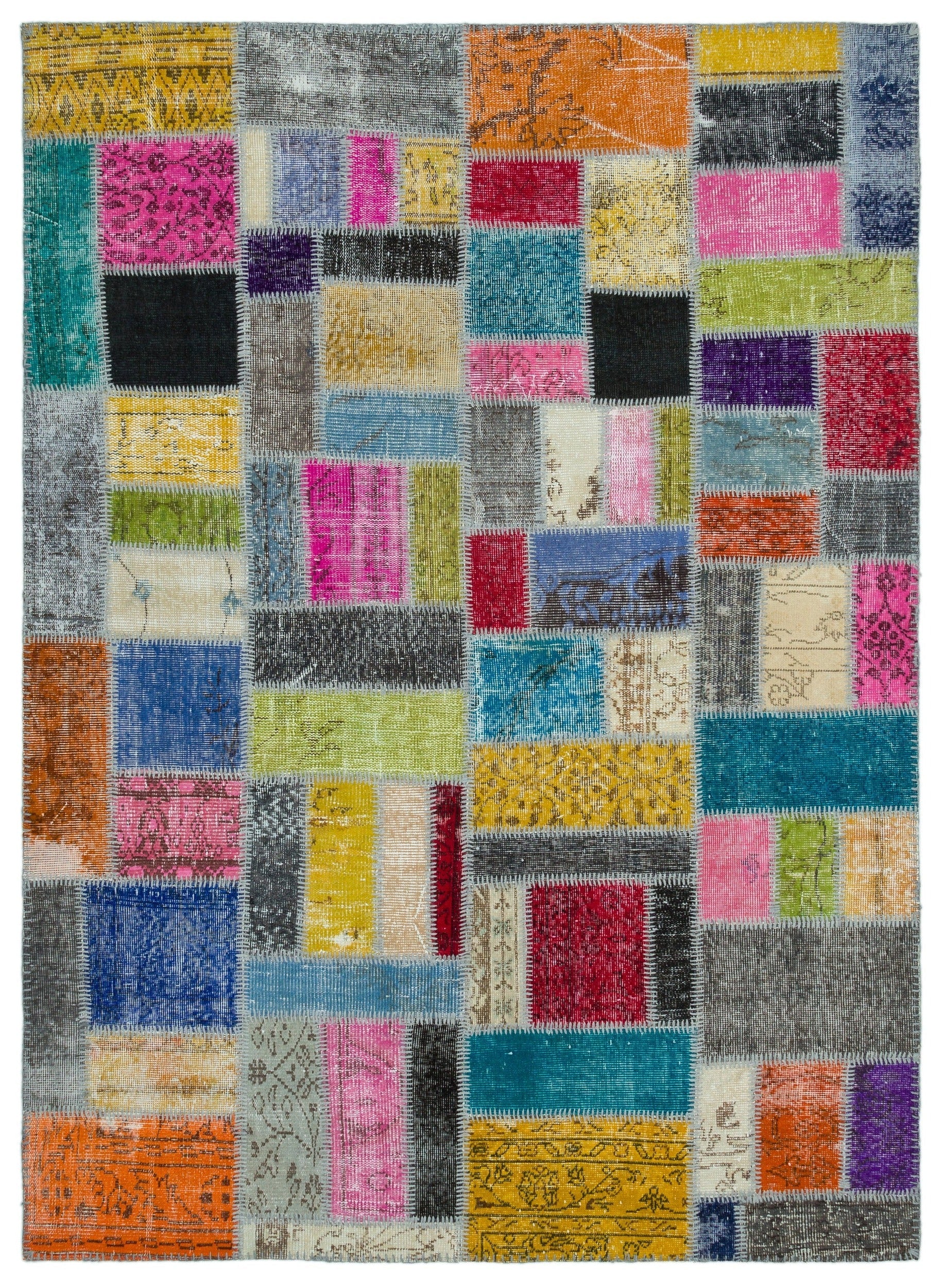 Iskece Beige Patchwork Wool Handmade Area Rug 4'10" x 8'11"