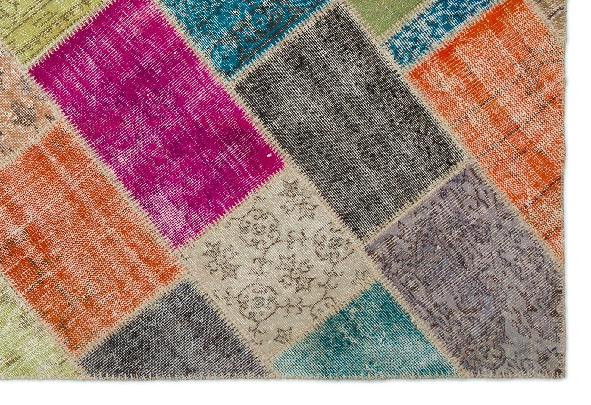 Iskece Beige Patchwork Wool Handmade Area Rug 5'4" x 7'7"
