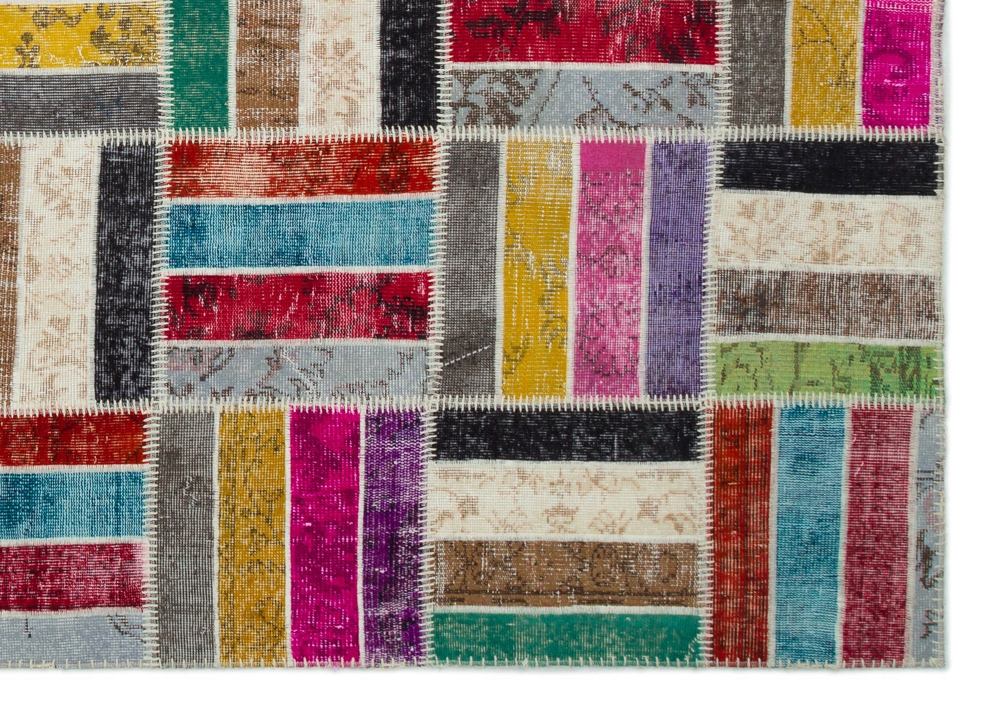 Iskece Beige Patchwork Wool Handmade Area Rug 6'8" x 9'3"
