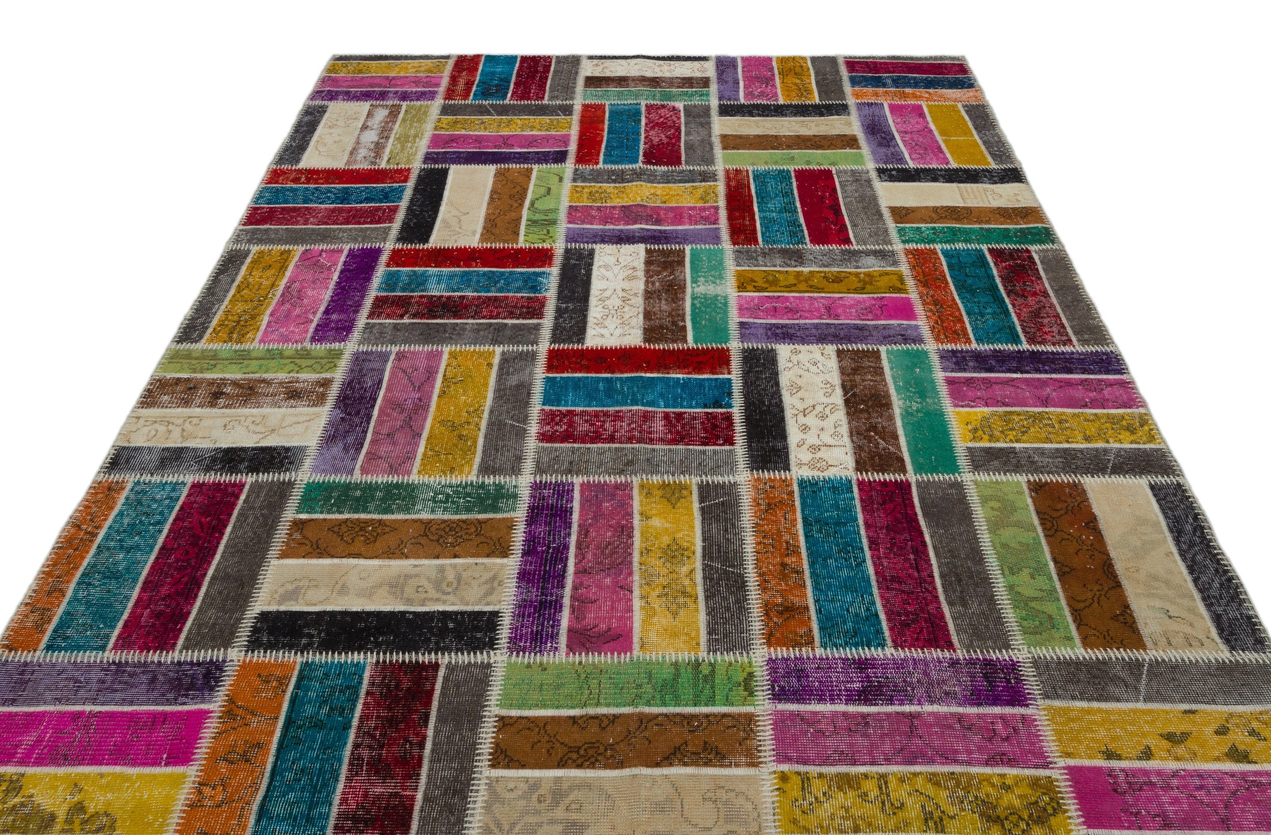 Iskece Beige Patchwork Wool Handmade Area Rug 6'7" x 9'2"