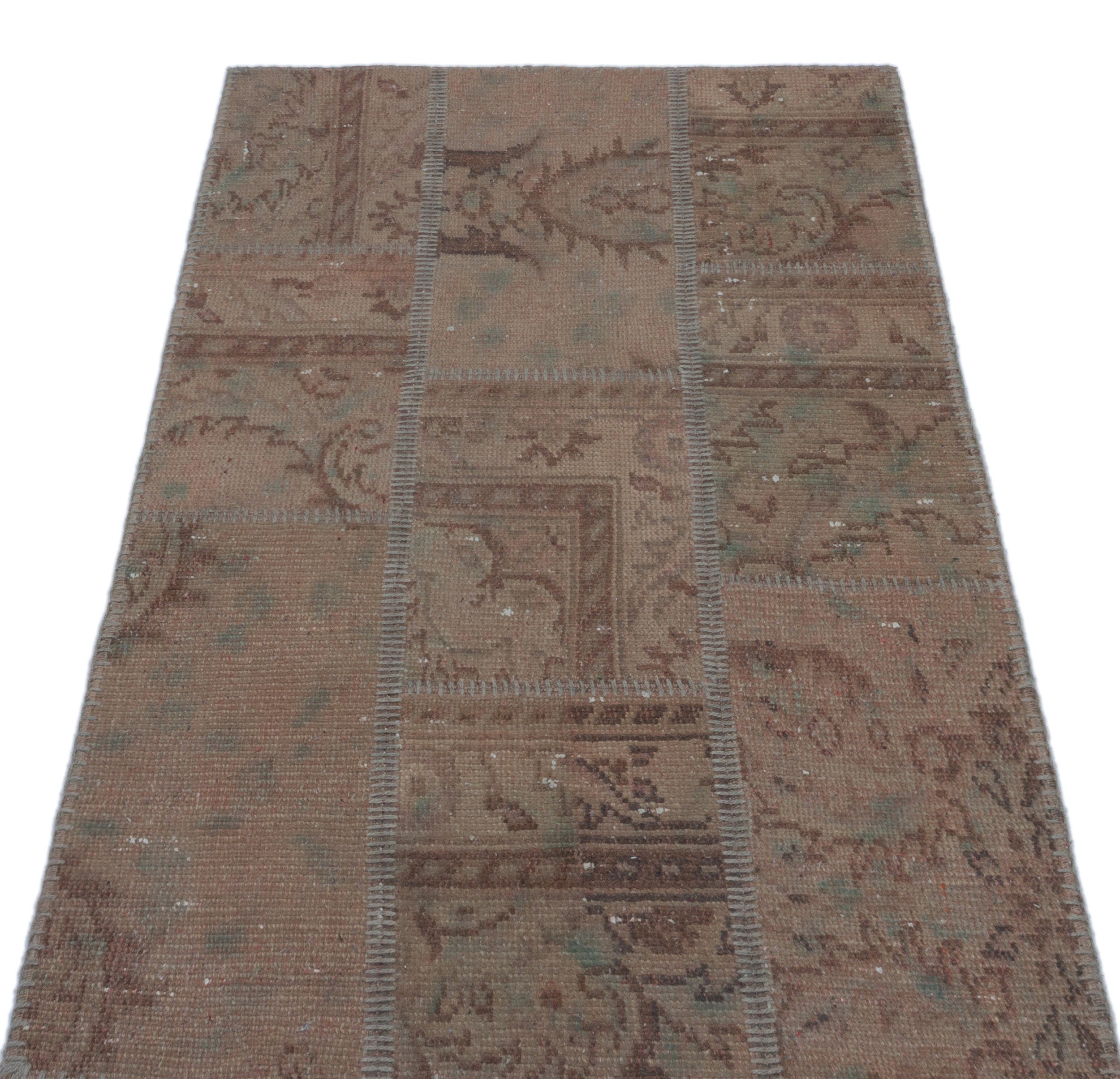 Iskece 21333 Brown Patchwork Wool Handmade Area Rug 2'7" x 4'11"