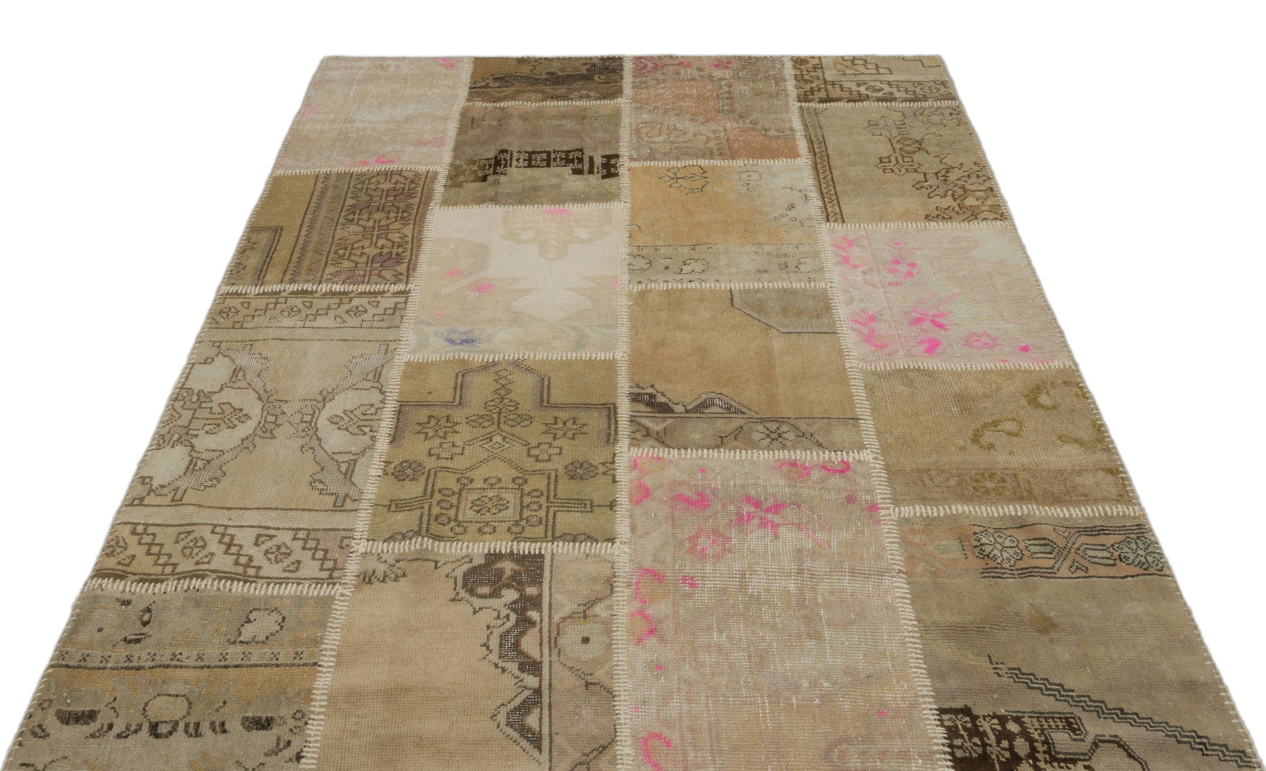 Iskece 21426 Beige Patchwork Wool Handmade Area Rug 5'3" x 7'7"