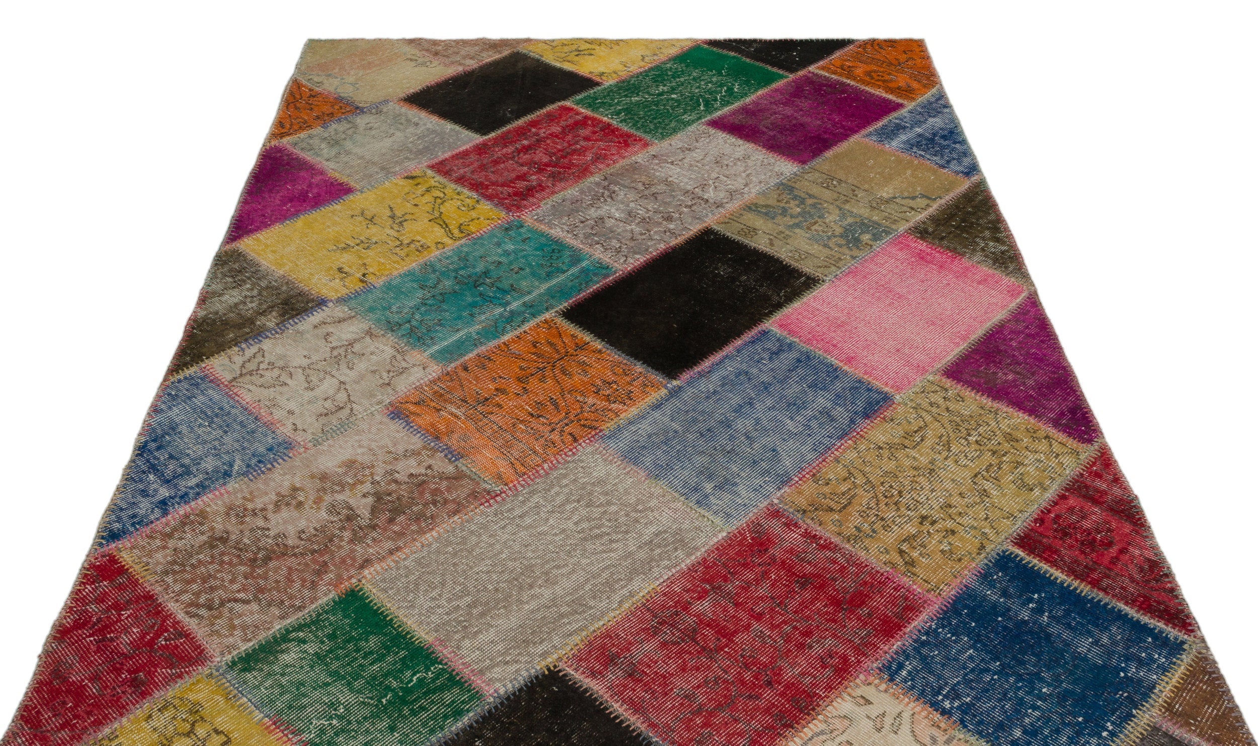 Iskece Beige Patchwork Wool Handmade Area Rug 5'4" x 7'10"
