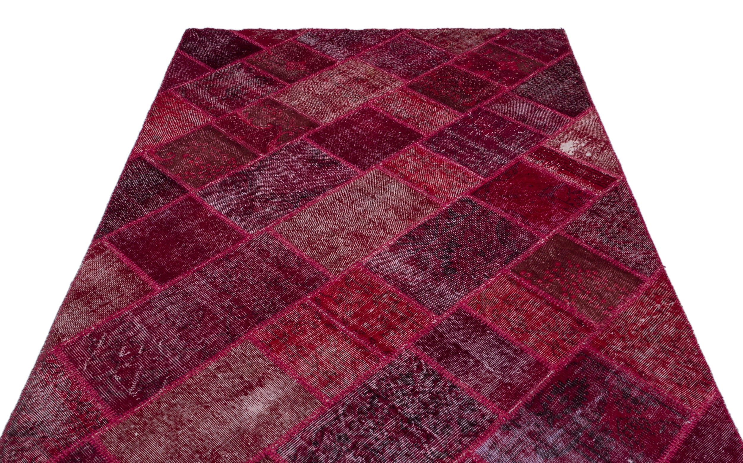 Iskece 22002 Red Patchwork Wool Handmade Area Rug 5'3" x 7'7"