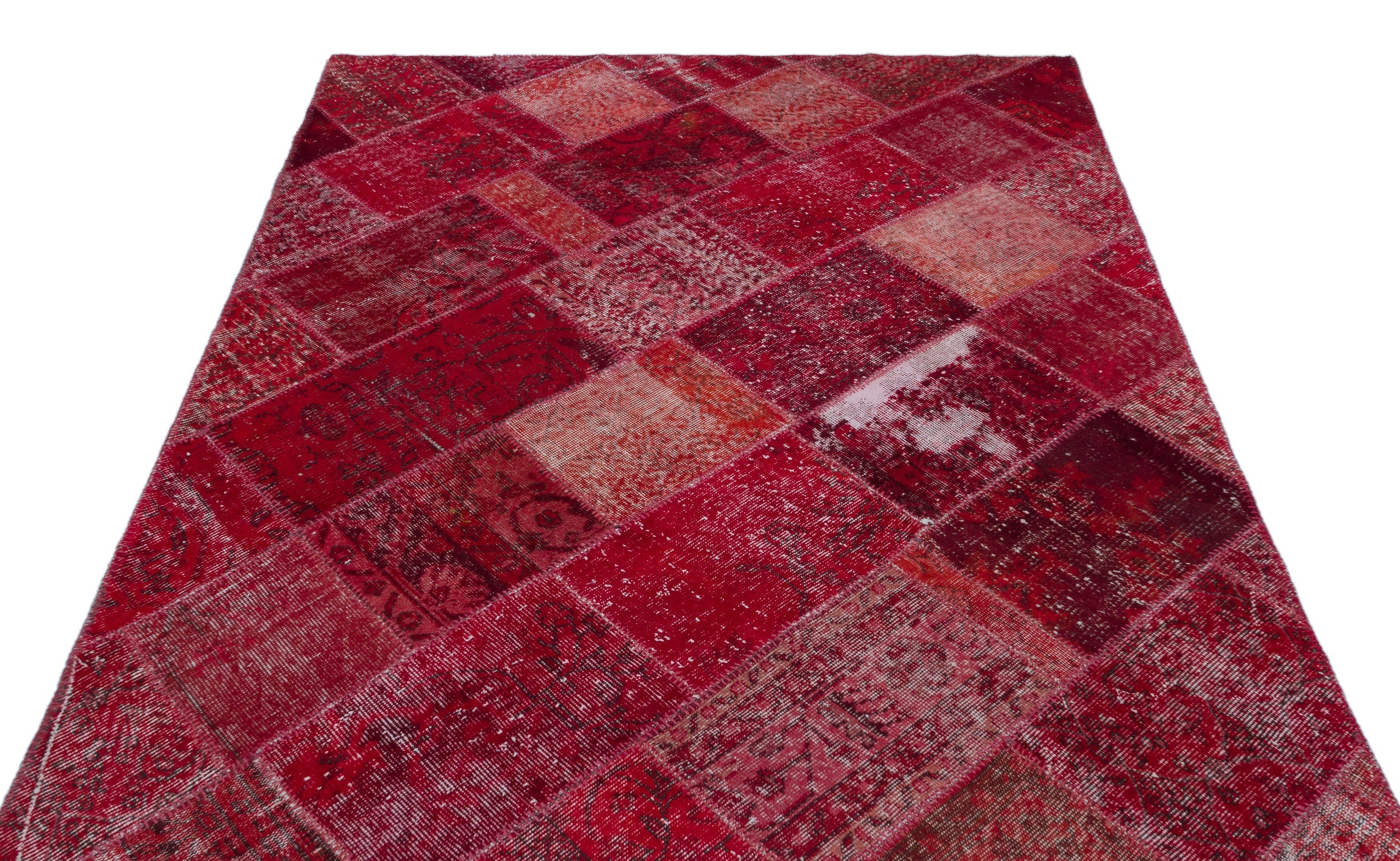 Iskece 22014 Red Patchwork Wool Handmade Area Rug 5'3" x 7'7"