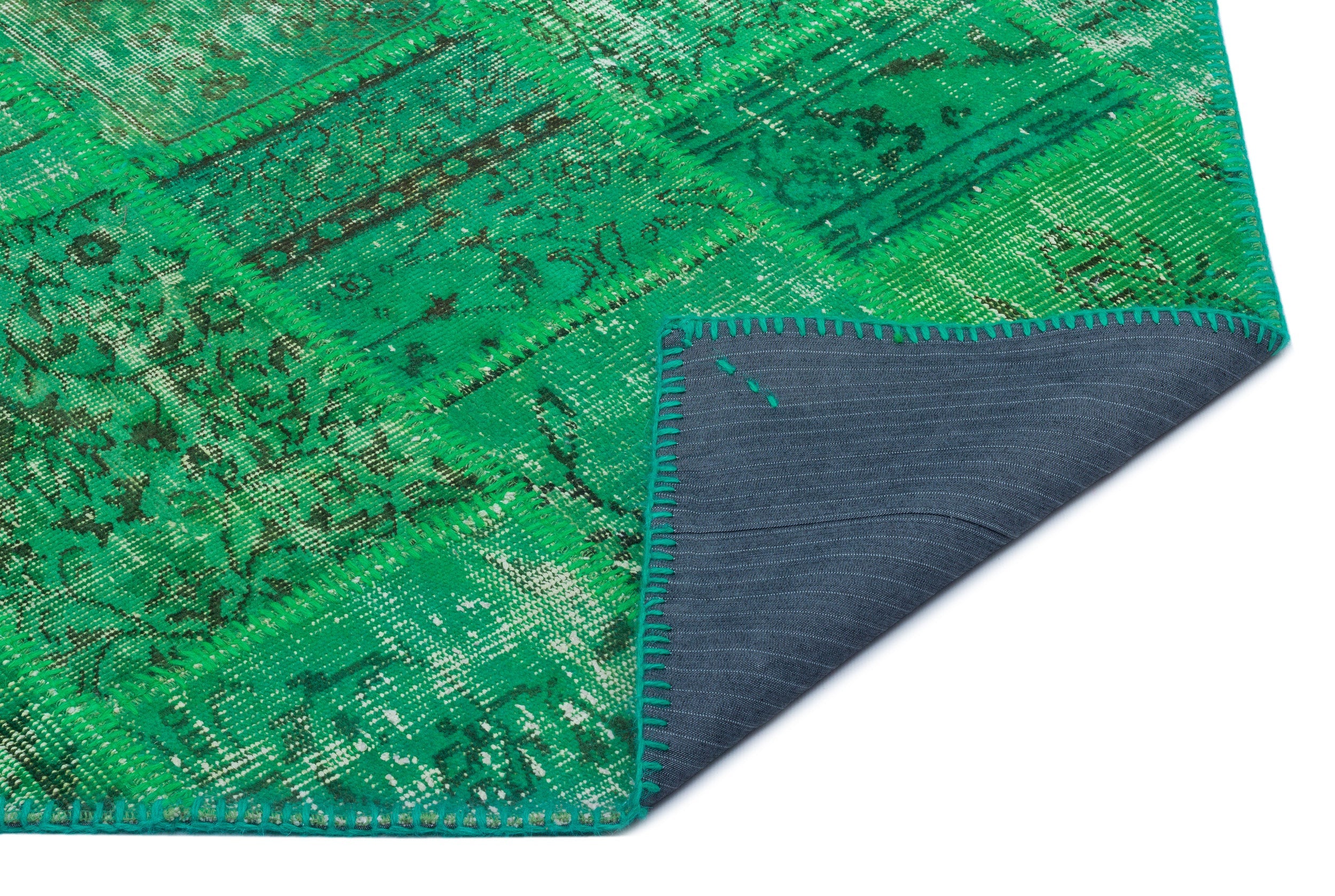 Iskece 22147 Green Vintage Wool Handmade Area Rug 3'11" x 5'11"