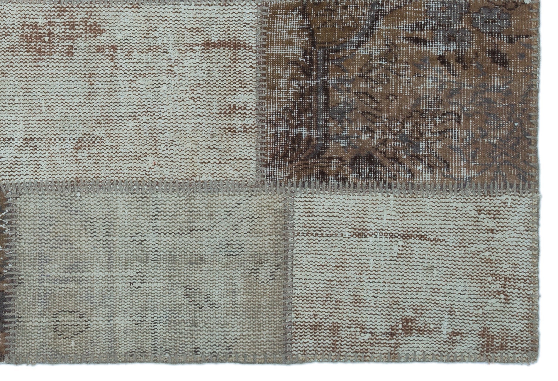 Iskece 22317 Brown Patchwork Wool Handmade Area Rug 3'11" x 5'11"