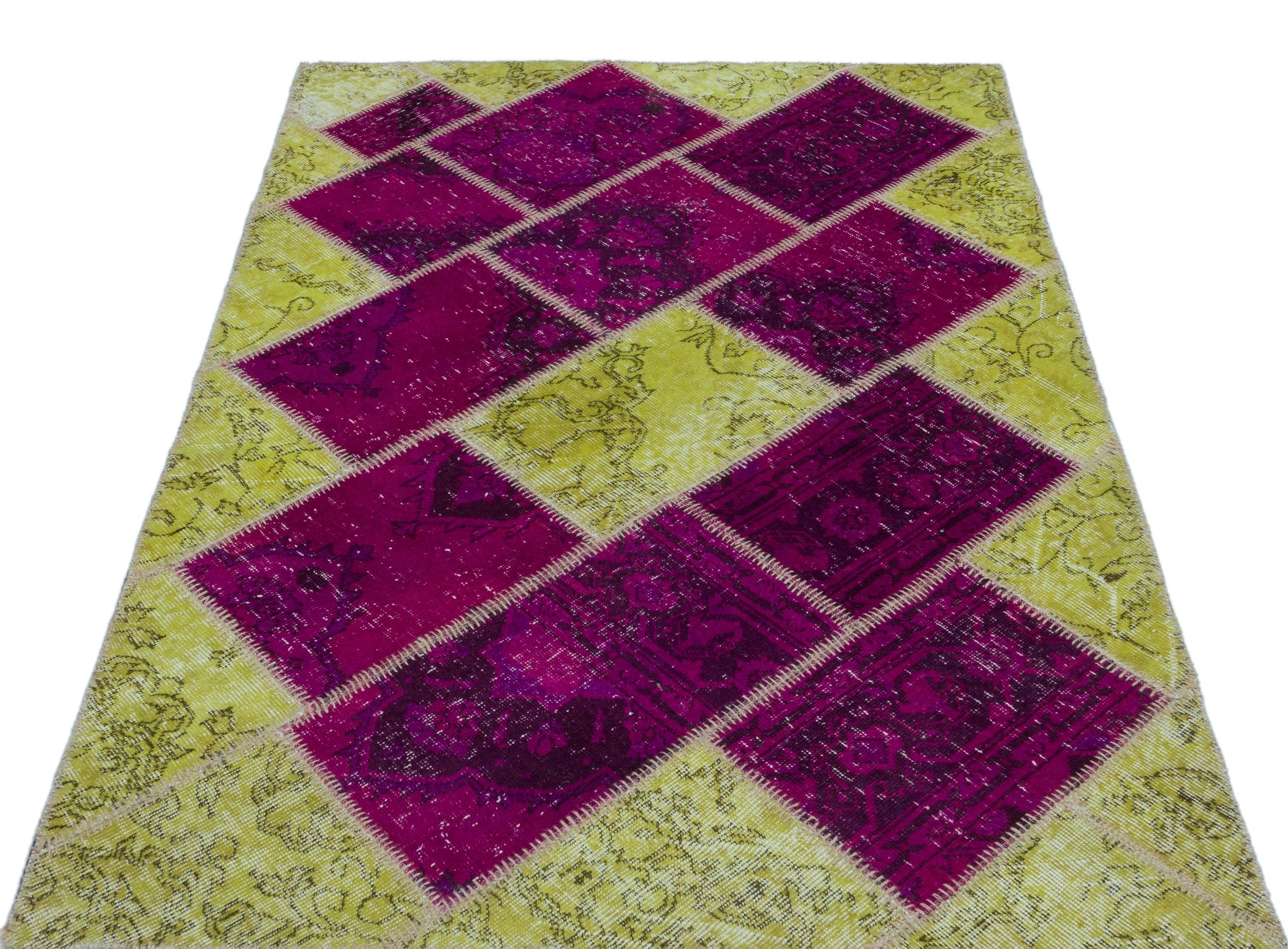 Iskece 22320 Beige Patchwork Wool Handmade Area Rug 3'11" x 5'11"