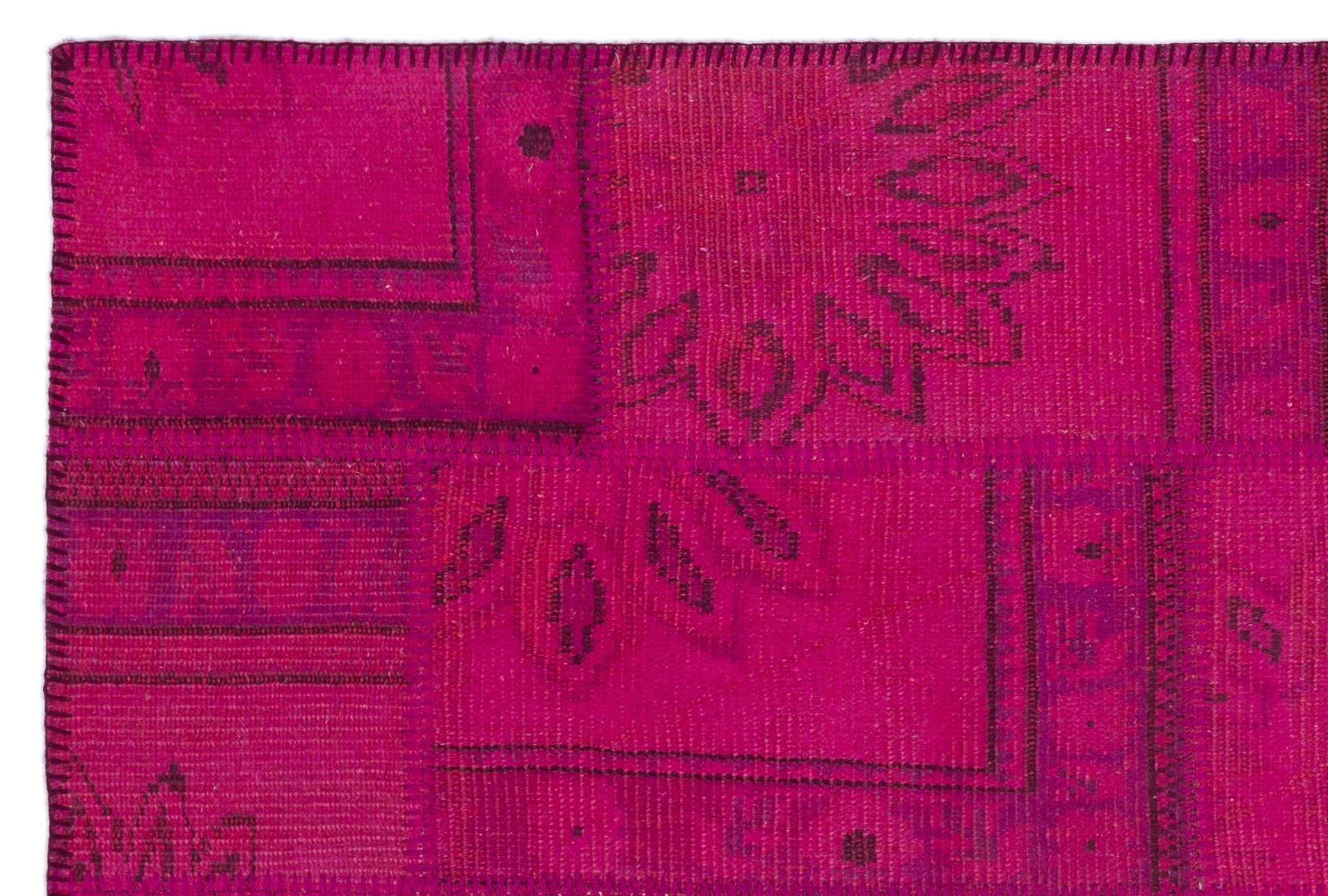 Iskece 22346 Pink Patchwork Wool Handmade Area Rug 3'11" x 5'11"