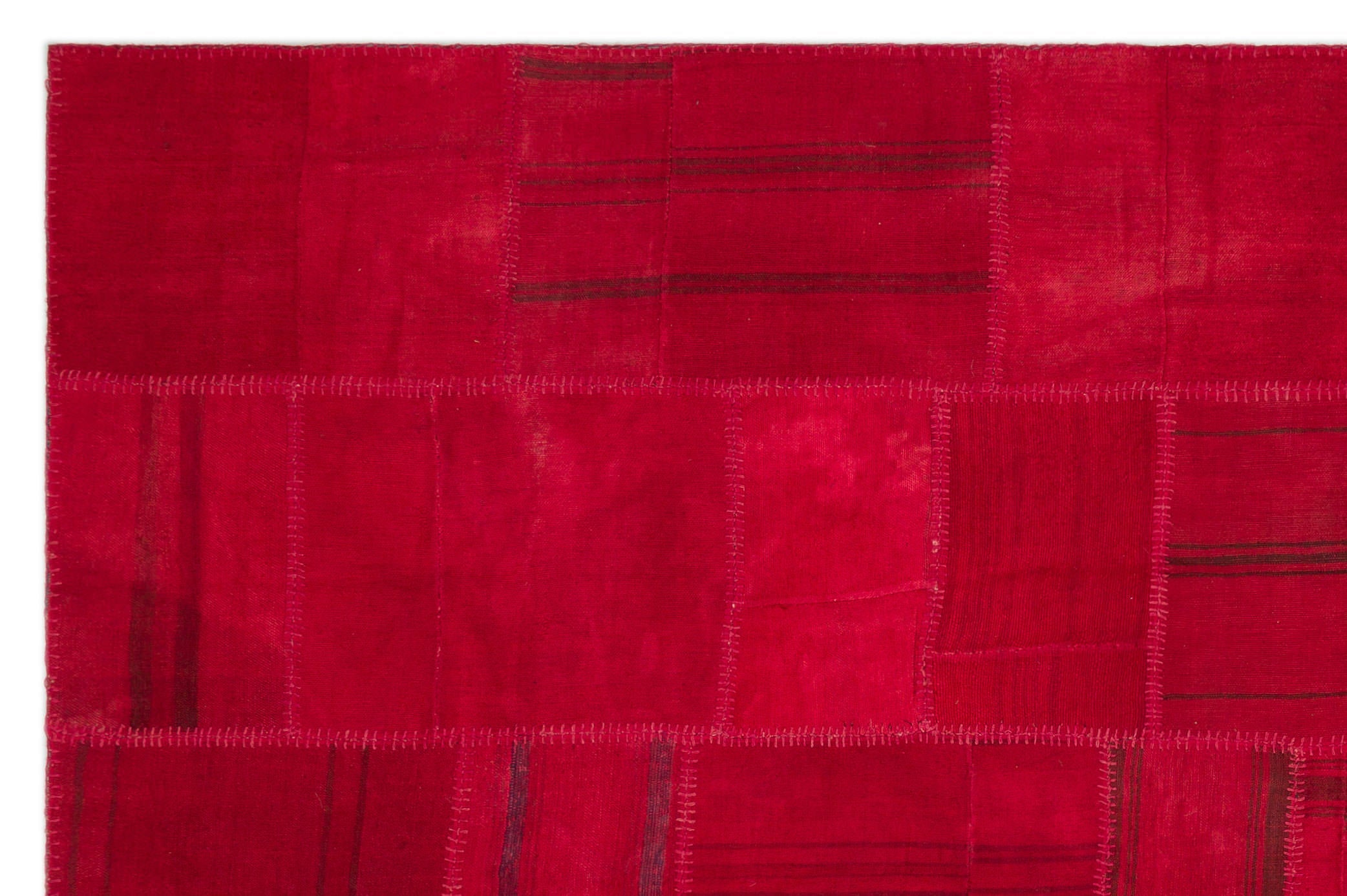 Teselya Red Patchwork Wool Handmade Area Rug 6'5" x 9'10"