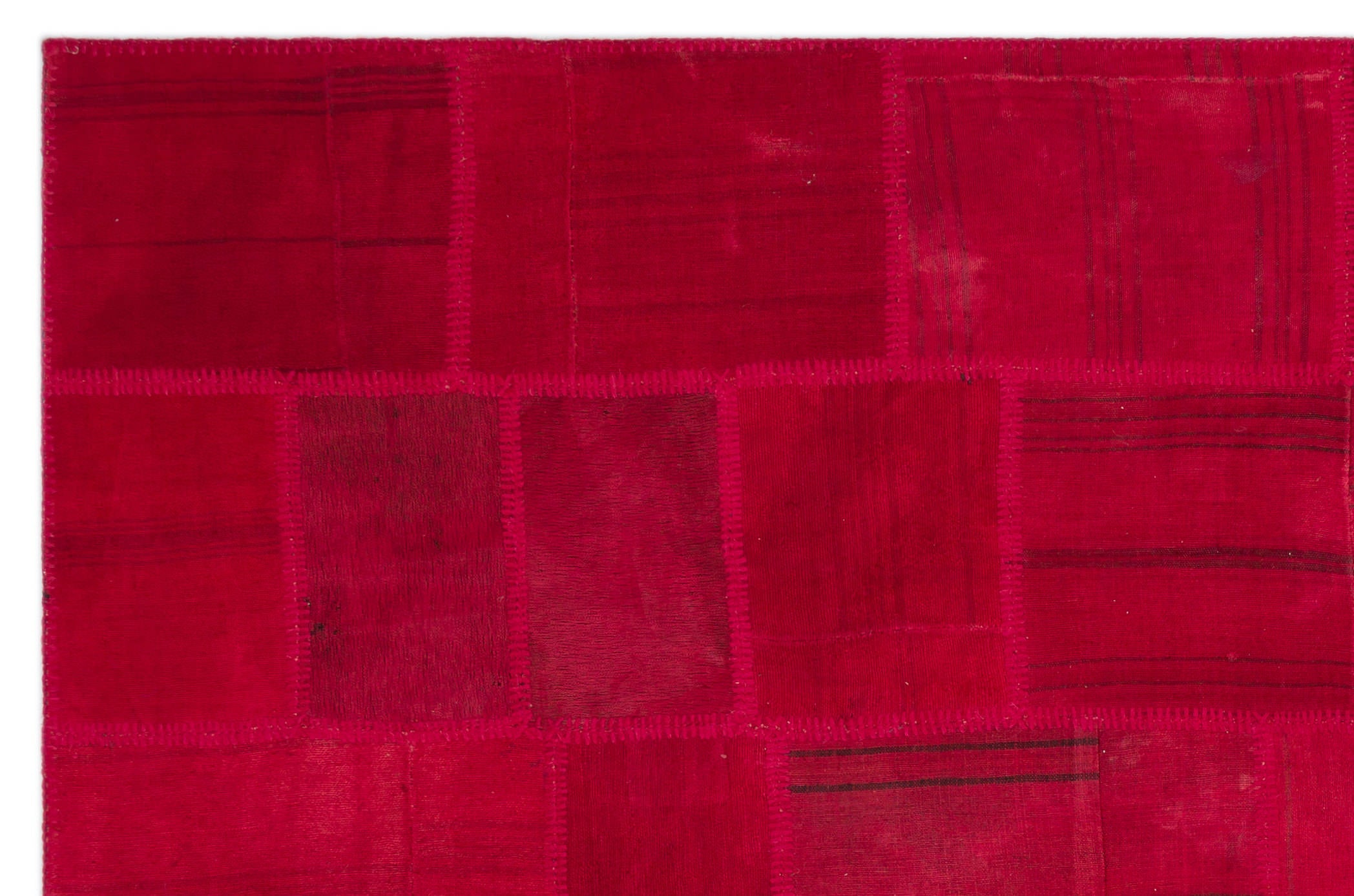 Teselya Red Patchwork Wool Handmade Area Rug 6'6" x 9'11"