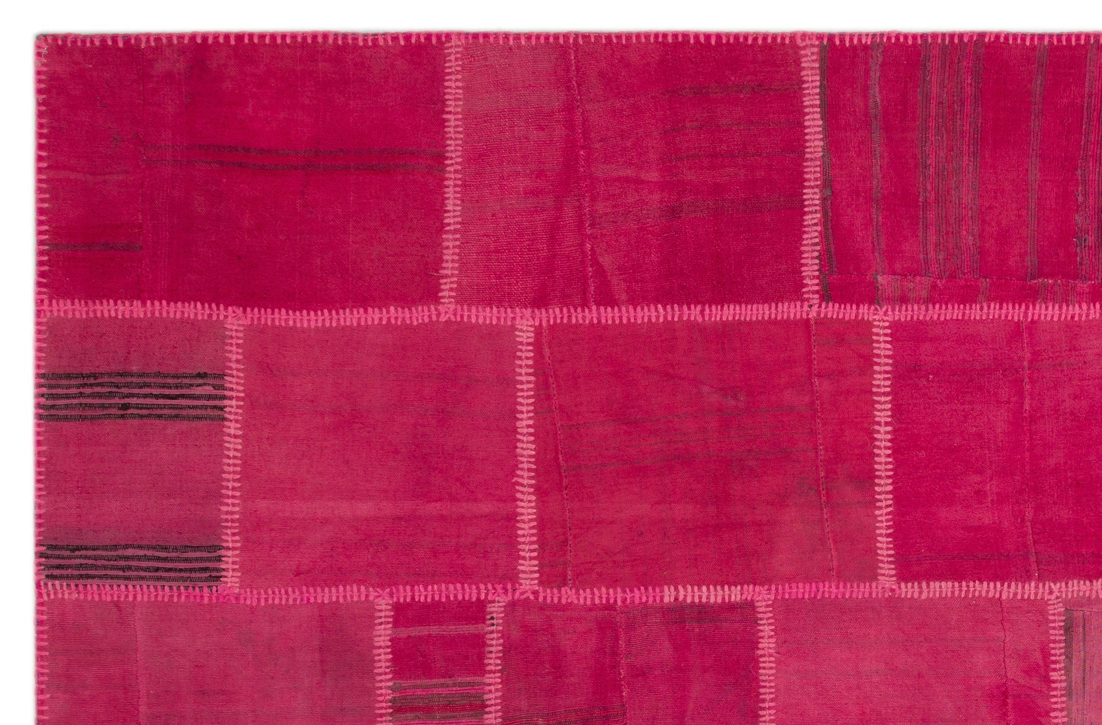 Teselya Pink Patchwork Wool Handmade Area Rug 6'6" x 9'11"
