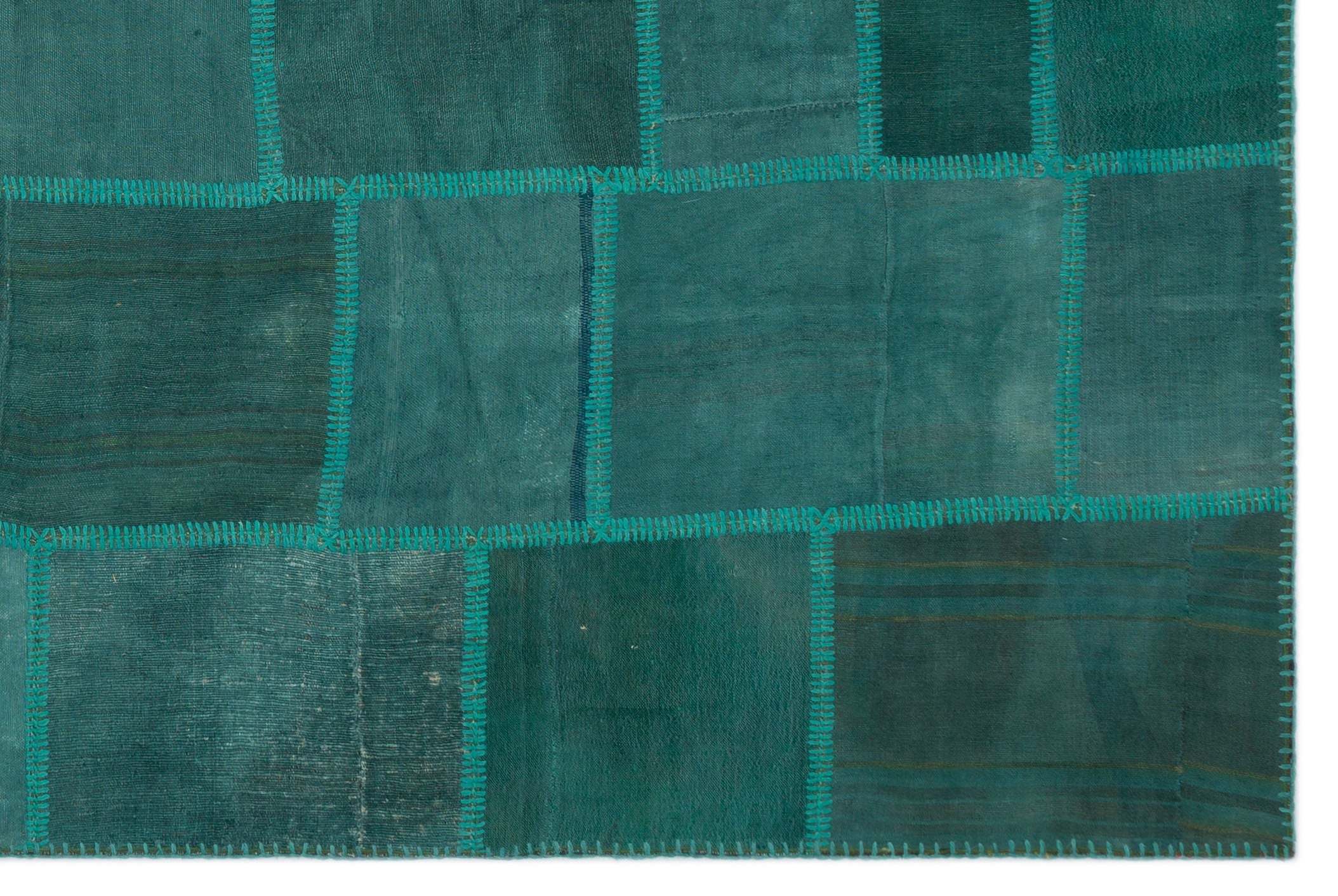 Teselya 22479 Green Patchwork Wool Handmade Area Rug 6'5" x 9'7"