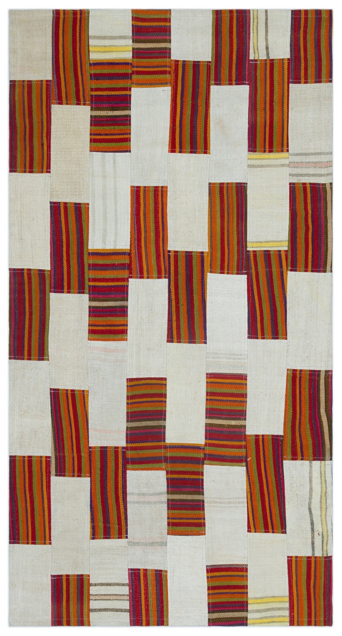 Teselya Cream Patchwork Wool Handmade Area Rug 2'7" x 5'0"