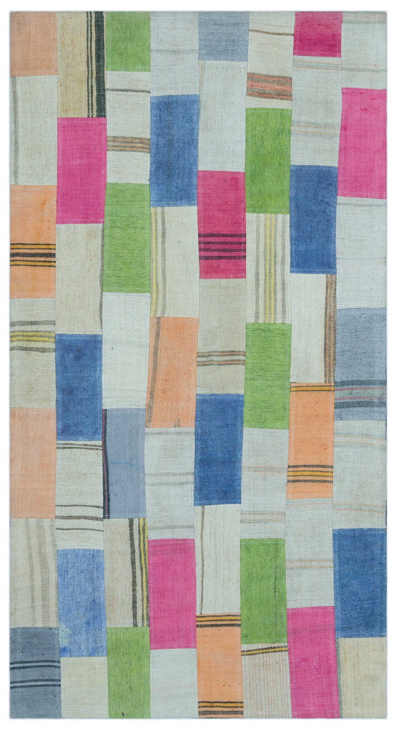 Teselya Cream Patchwork Wool Handmade Area Rug 2'9" x 5'1"