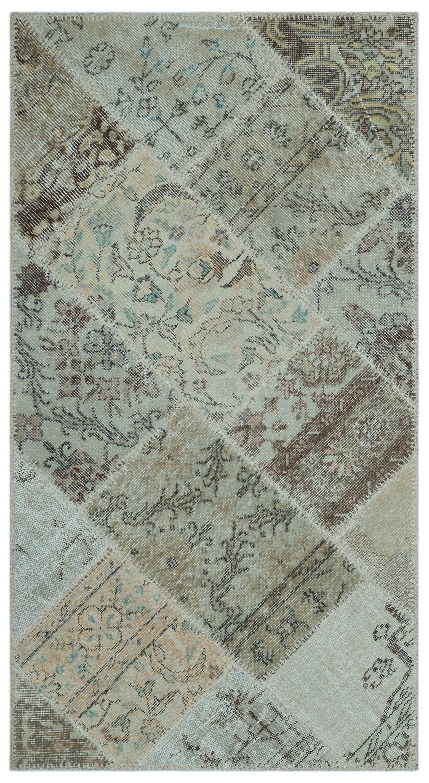 Iskece 24693 Beige Patchwork Wool Handmade Area Rug 2'7" x 4'11"