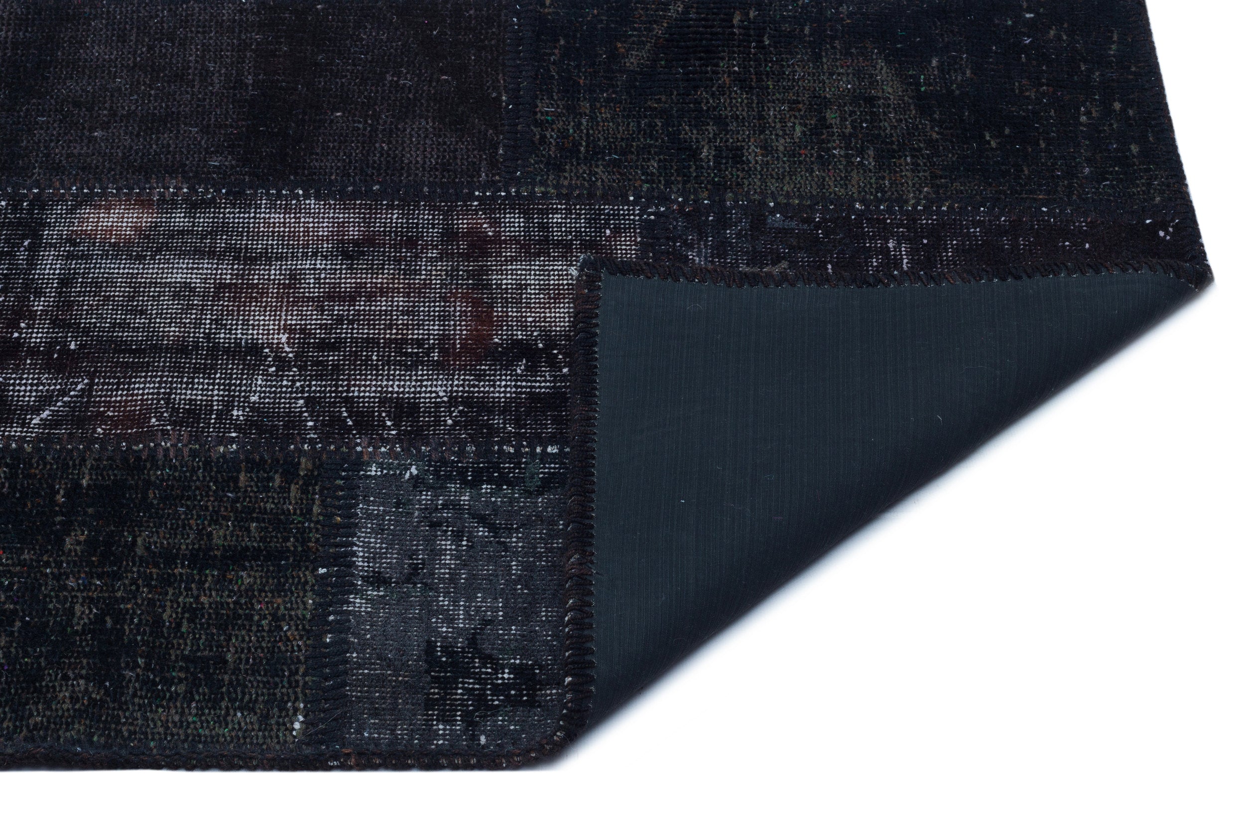 Iskece 24753 Black Patchwork Wool Handmade Area Rug 2'7" x 4'11"