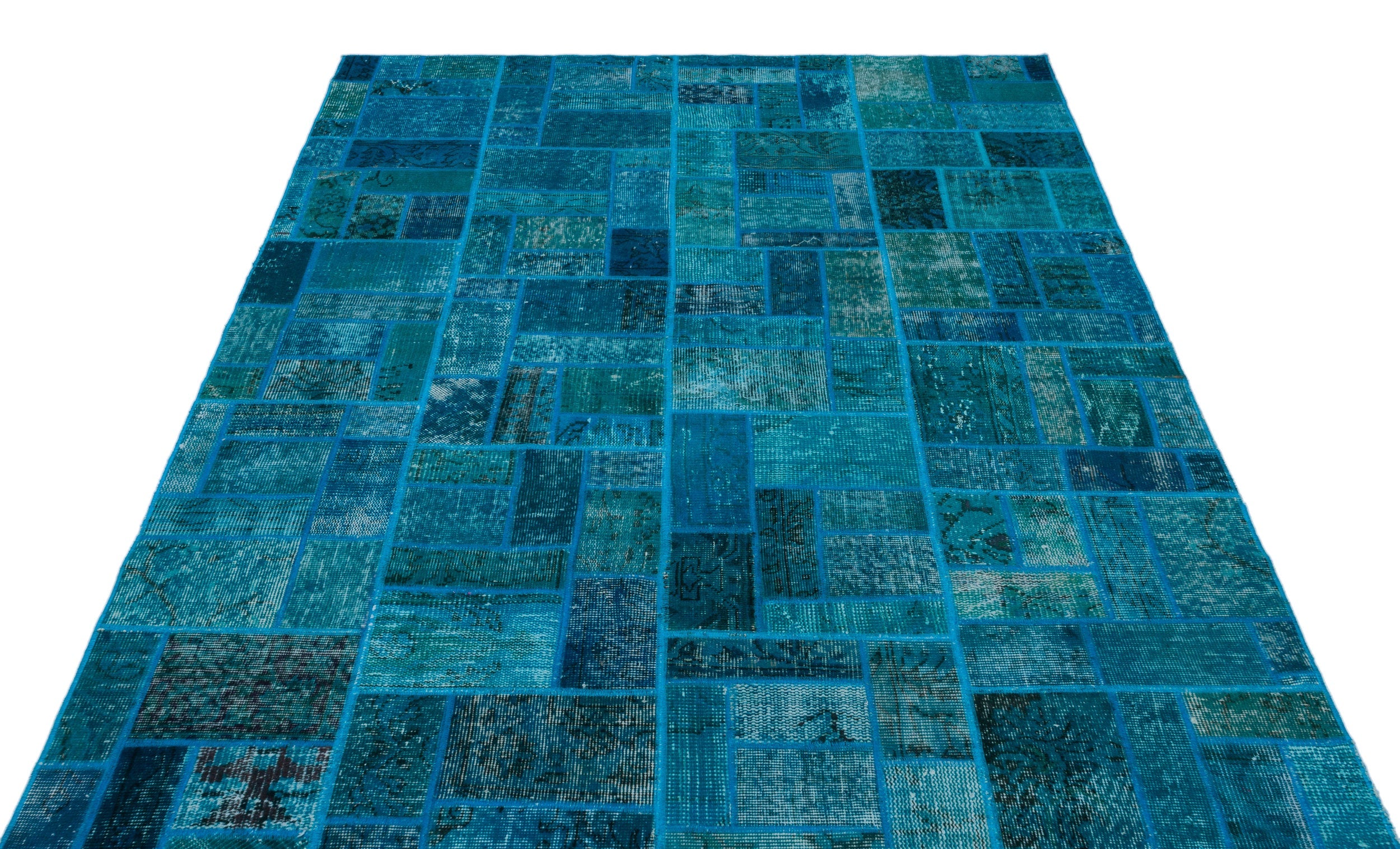 Iskece 24871 Turquoise Patchwork Wool Handmade Area Rug 5'3" x 7'7"
