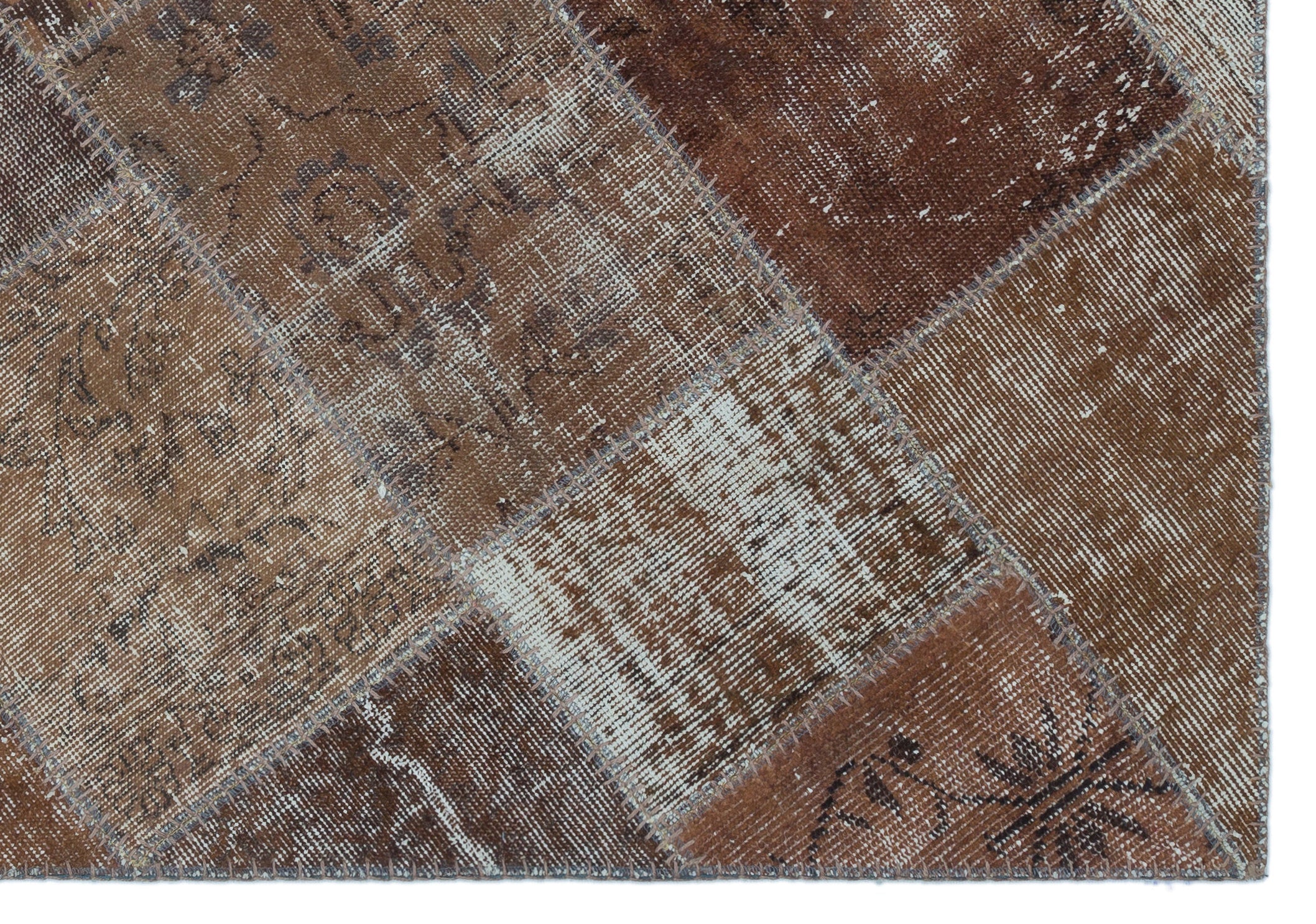 Iskece 25106 Brown Patchwork Wool Handmade Area Rug 3'11" x 5'11"