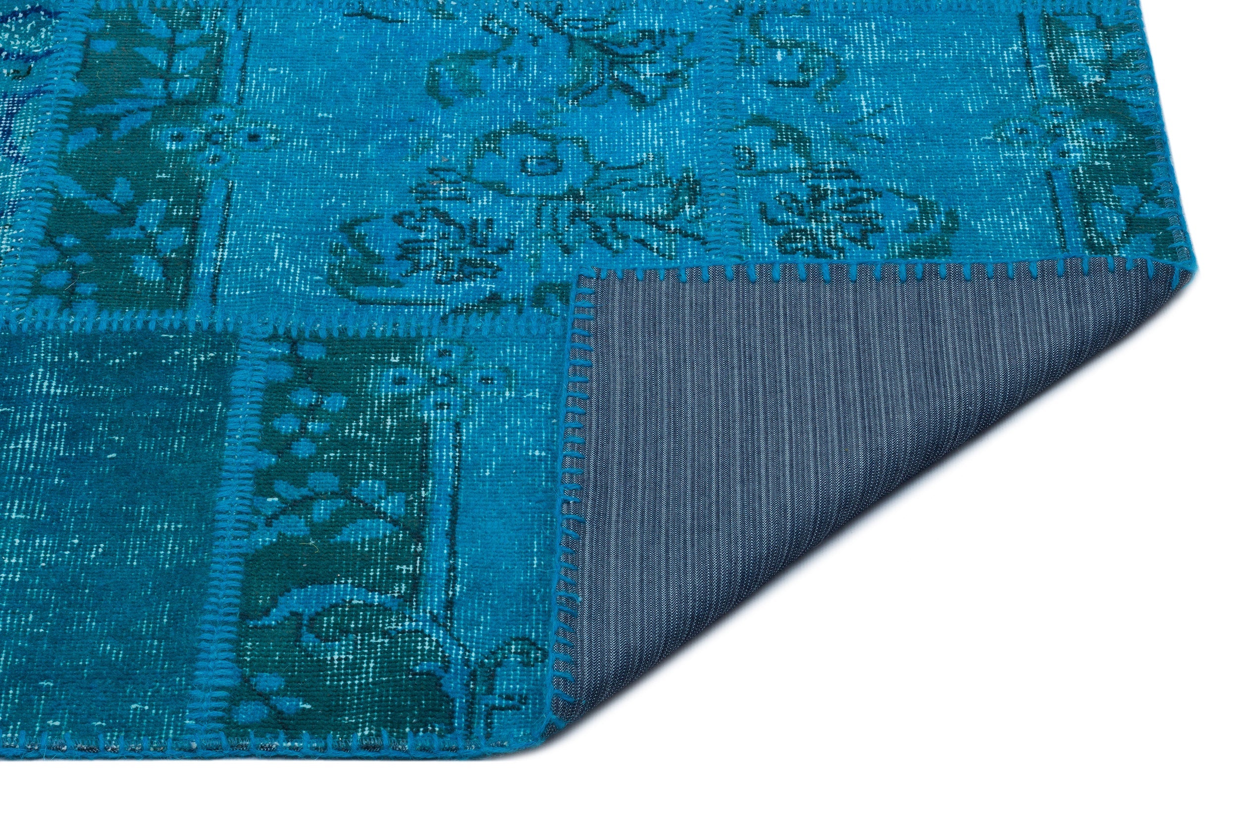 Iskece 25110 Turquoise Patchwork Wool Handmade Area Rug 3'11" x 5'11"