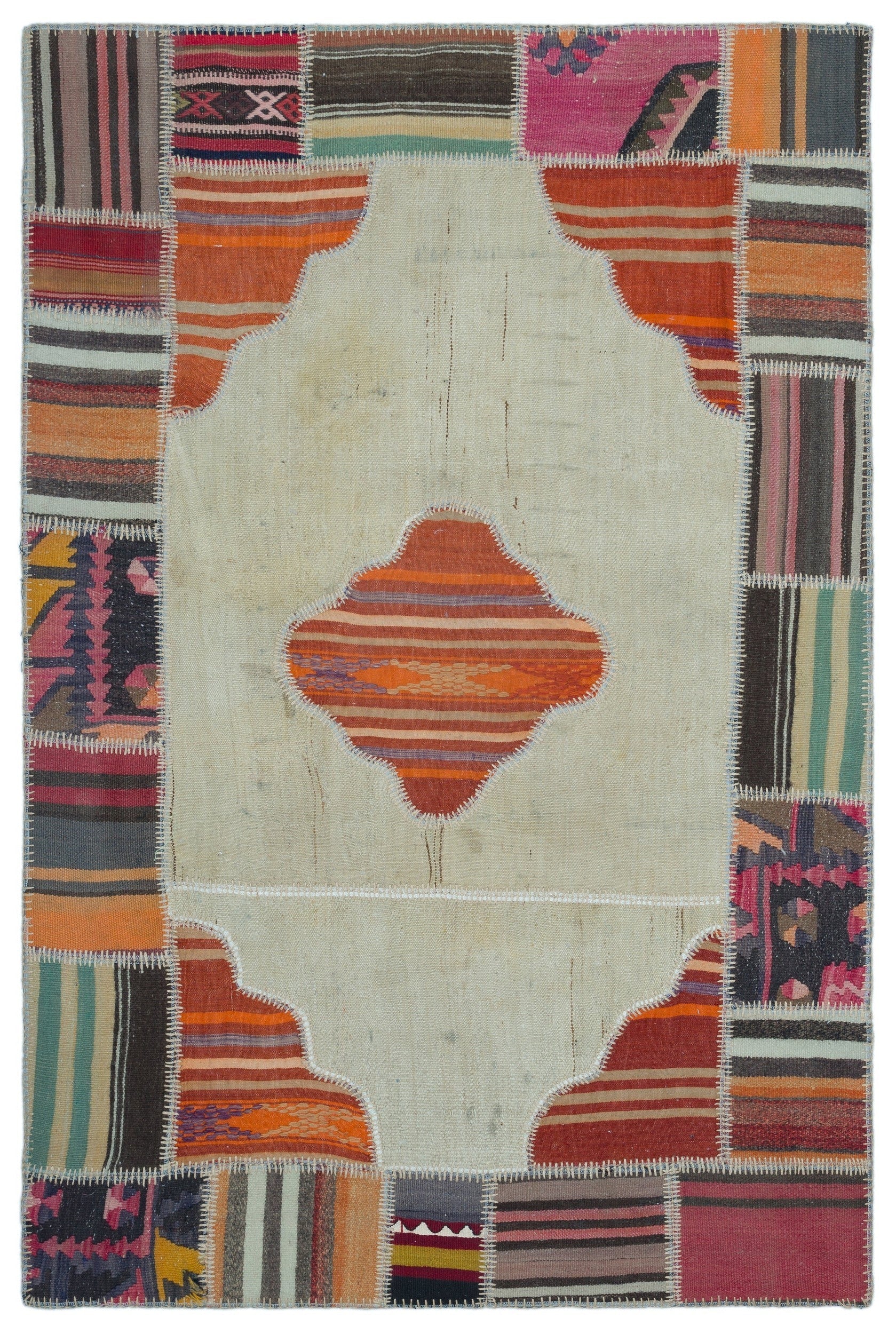 Teselya Beige Vintage Wool Handmade Area Rug 3'11" x 5'11"