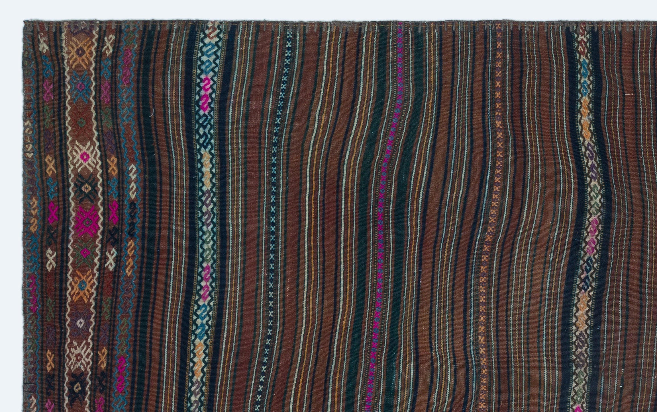 Teselya Brown Vintage Wool Handmade Area Rug 3'11" x 6'5"
