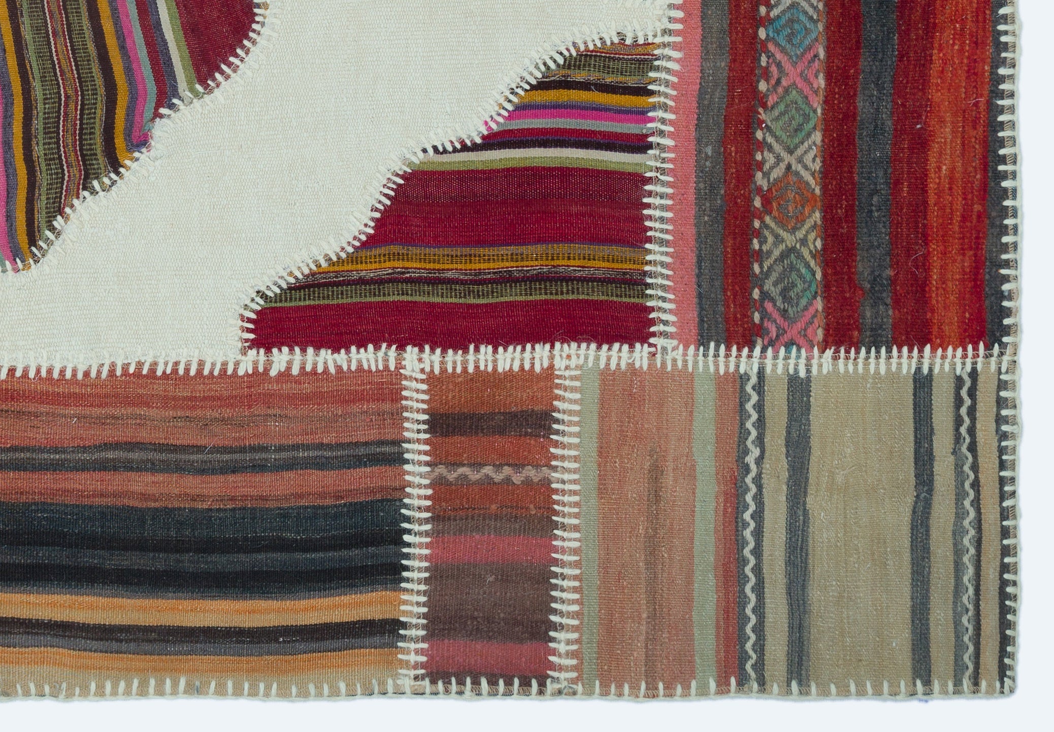 Teselya 25158 Multy Vintage Wool Handmade Area Rug 3'11" x 5'9"
