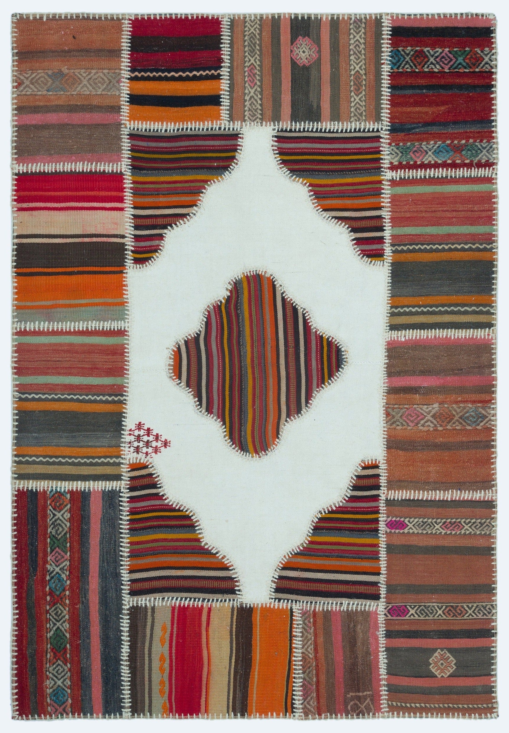 Teselya Beige Vintage Wool Handmade Area Rug 4'2" x 6'0"