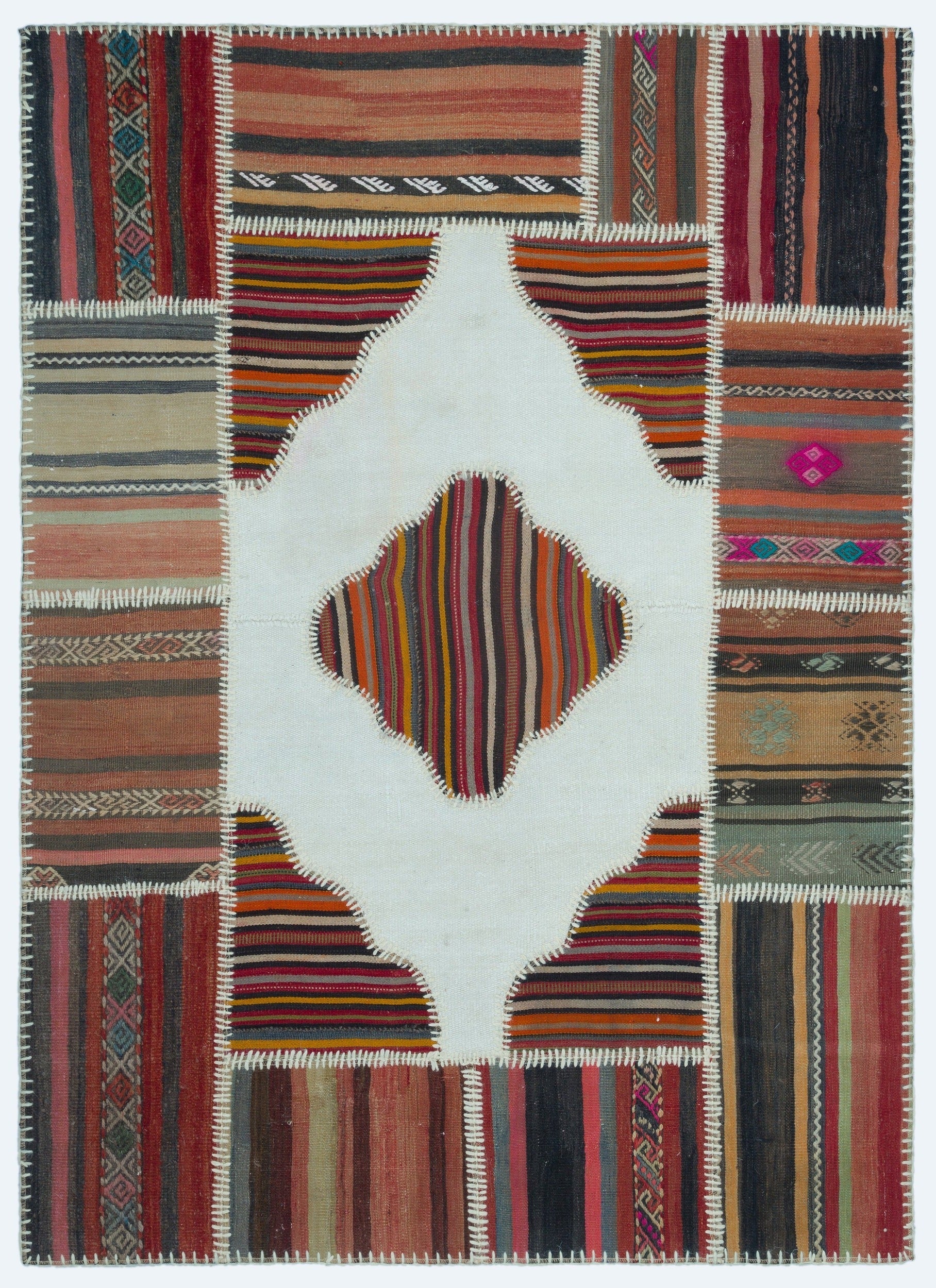 Teselya Beige Vintage Wool Handmade Area Rug 4'2" x 5'10"